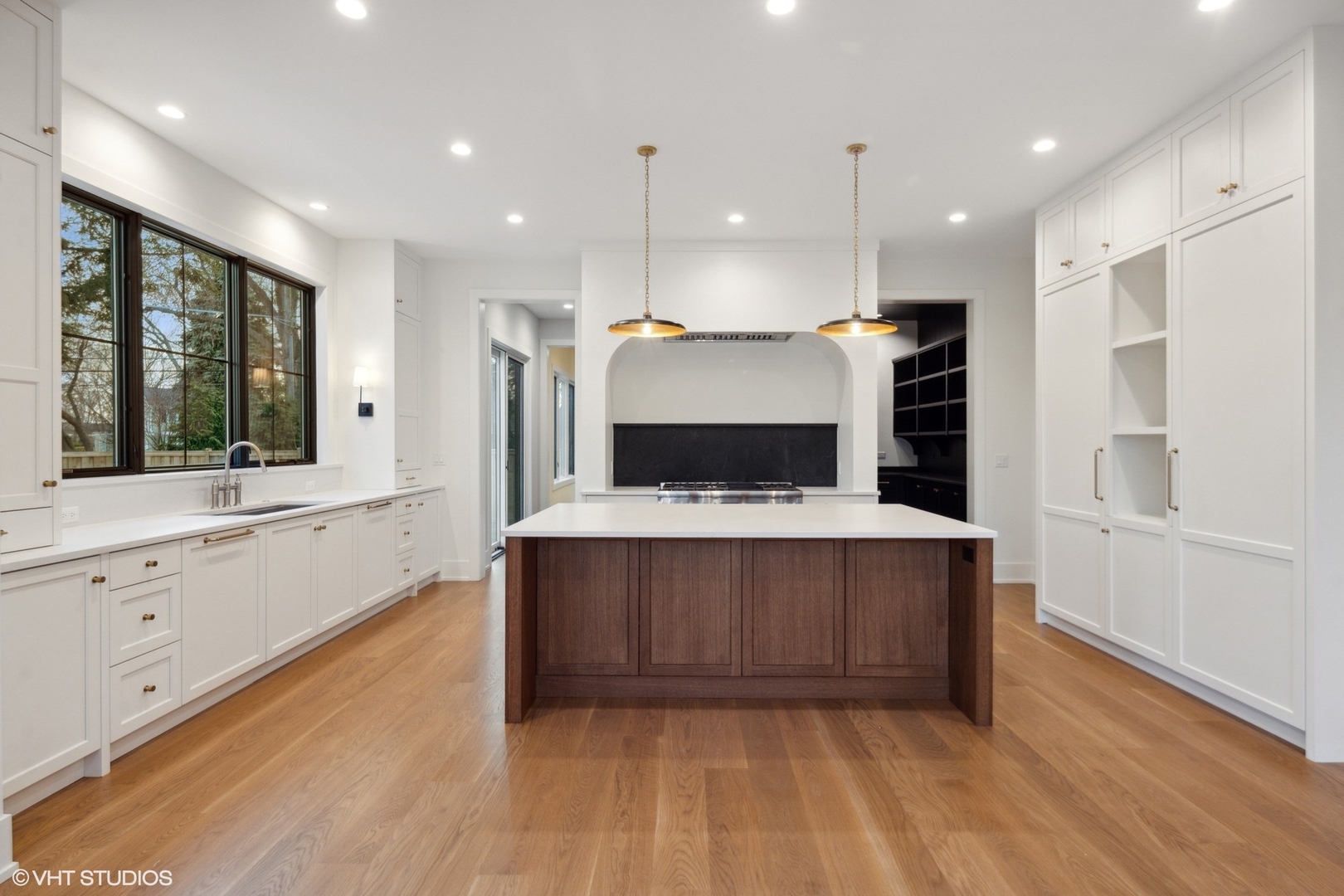 448 W Elm Park Avenue
