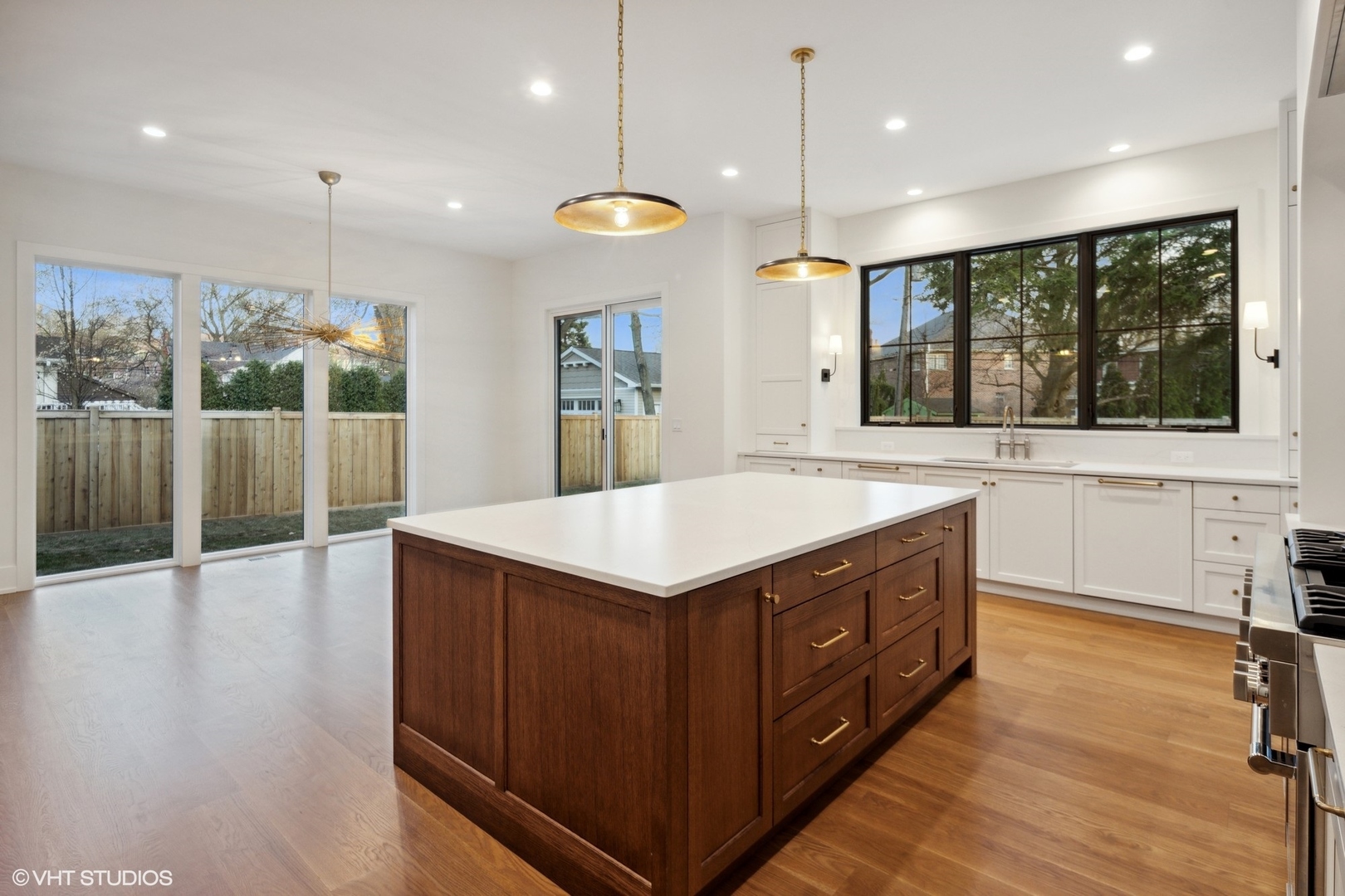448 W Elm Park Avenue
