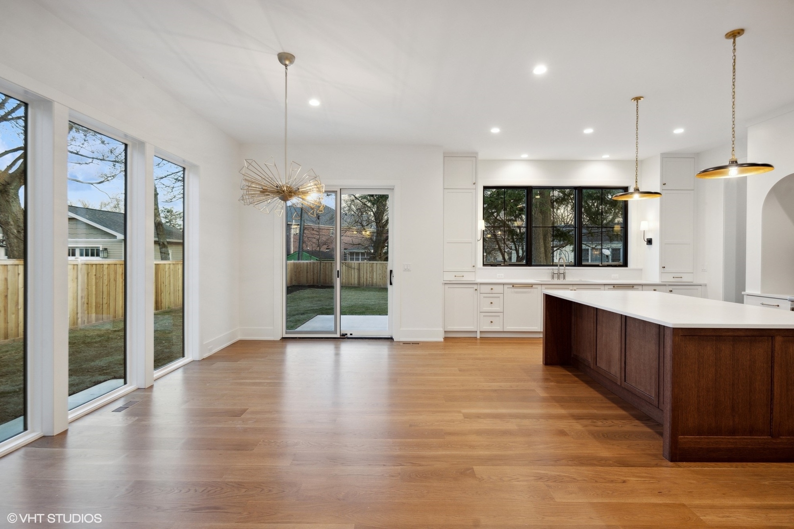 448 W Elm Park Avenue