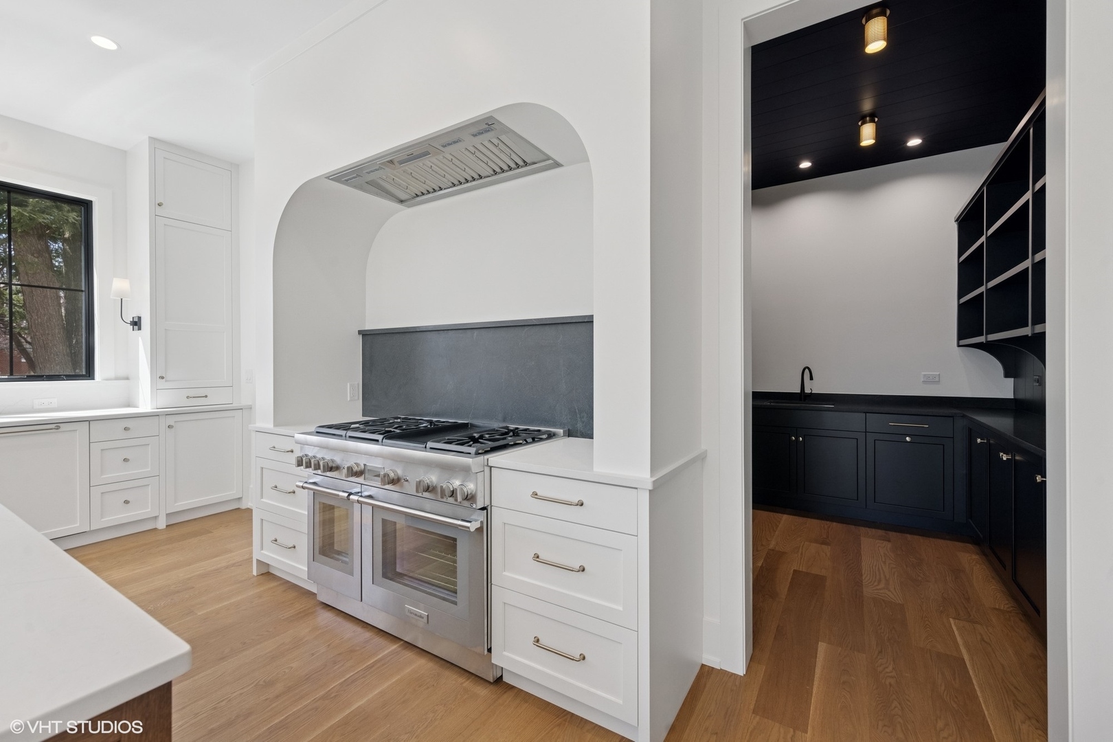 448 W Elm Park Avenue