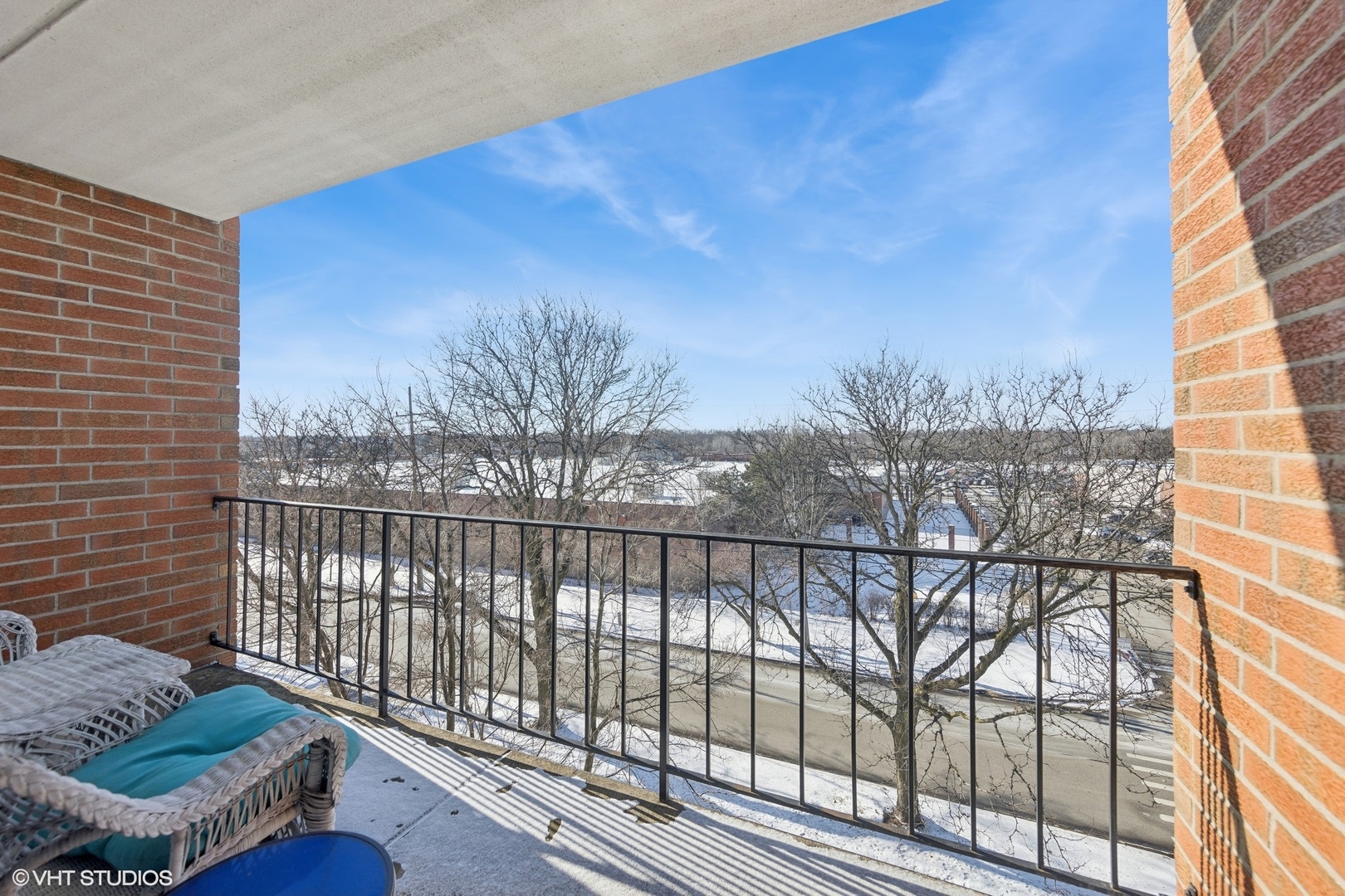 255 S West Avenue Unit: 507