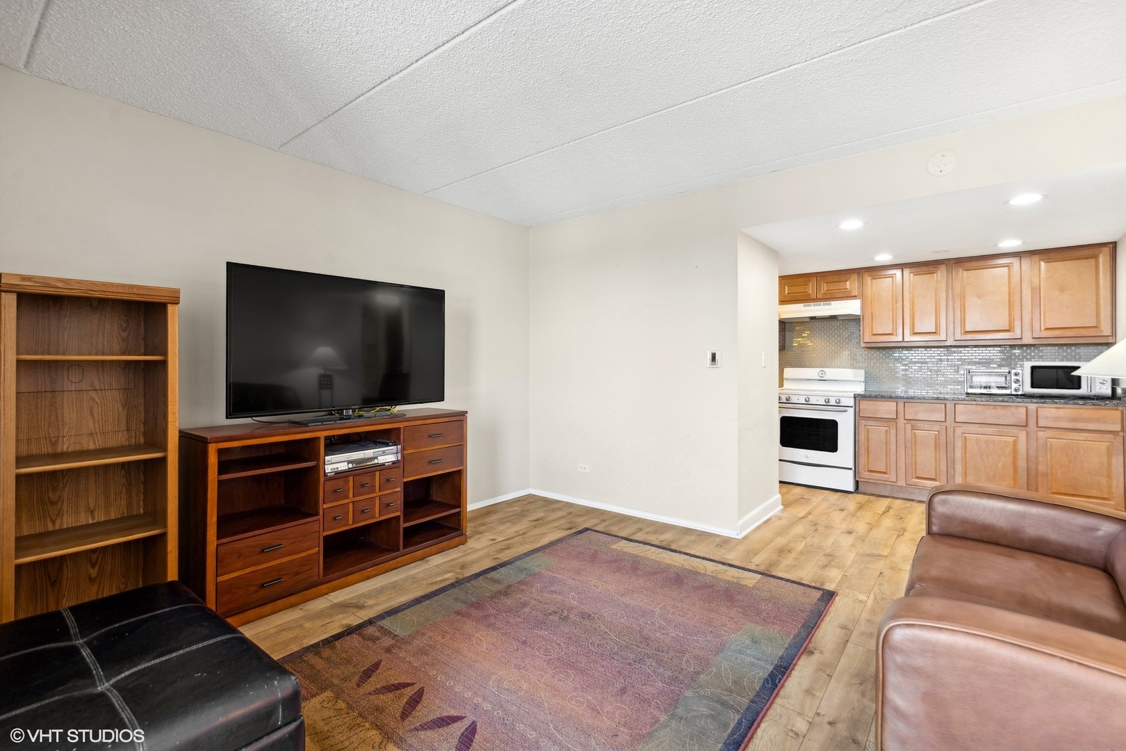 255 S West Avenue Unit: 507