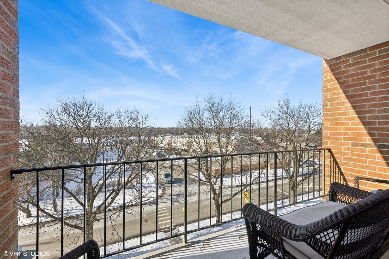 255 S West Avenue Unit: 507