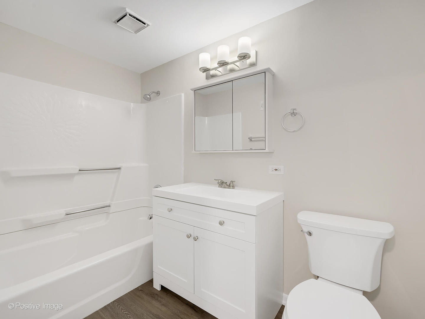 18w711 13th Street