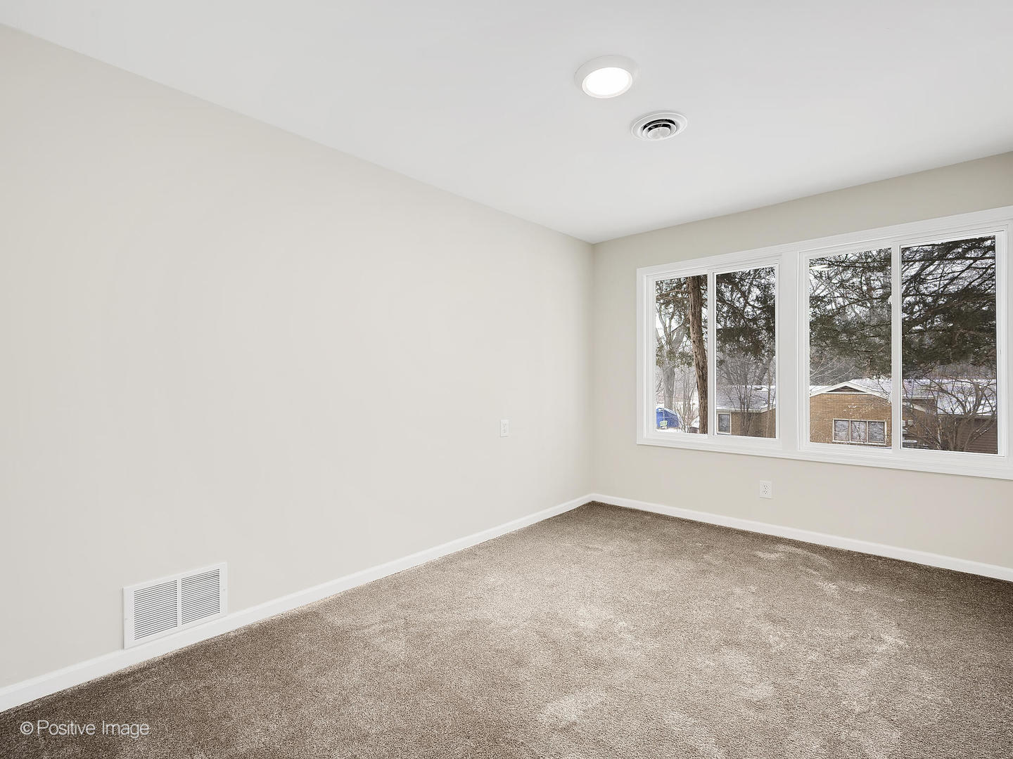 18w711 13th Street