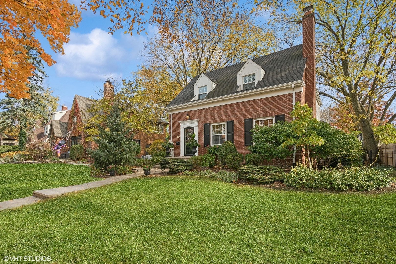 195 N Evergreen Avenue