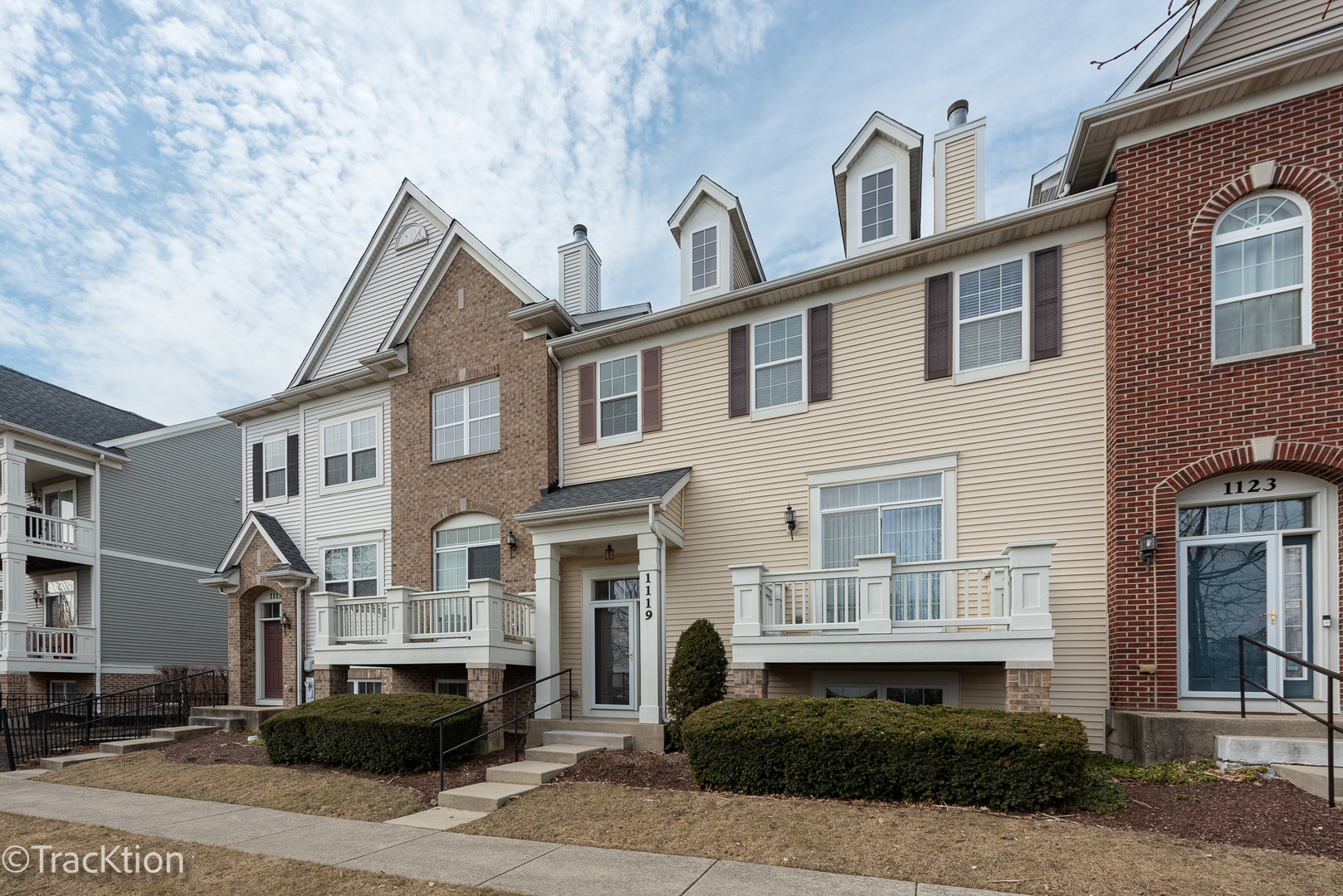 1119 BARTHOLDI Court