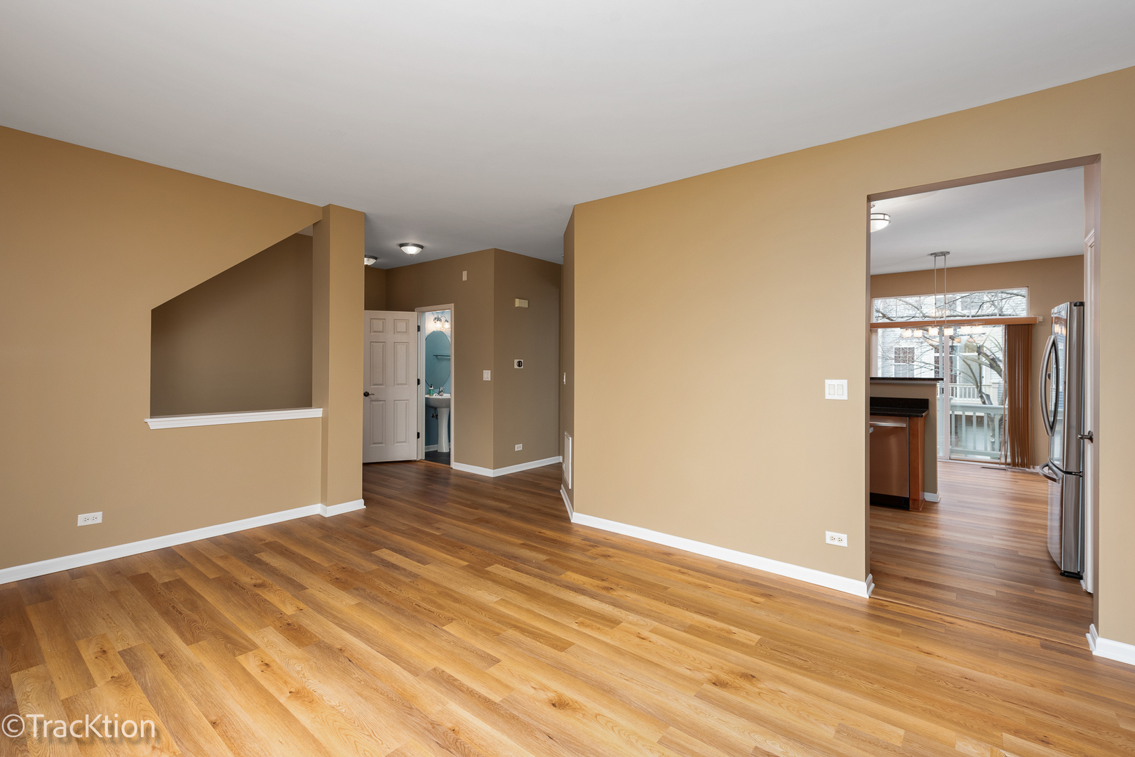 1119 BARTHOLDI Court