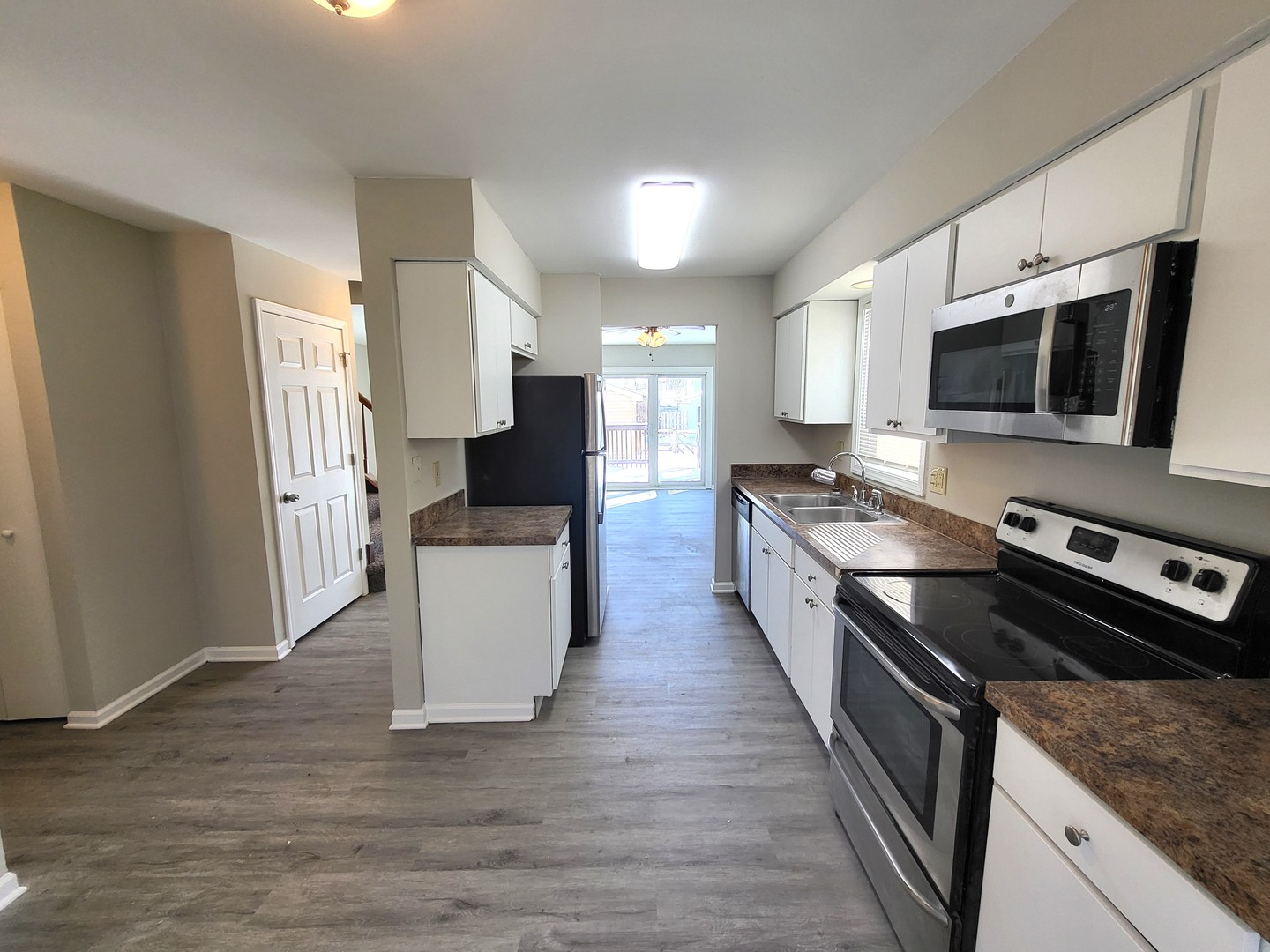 884 Geneva Drive