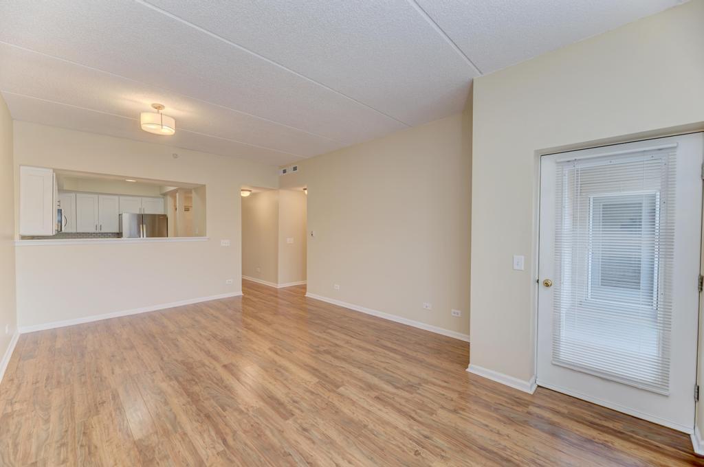 111 N Larch Avenue Unit: 306