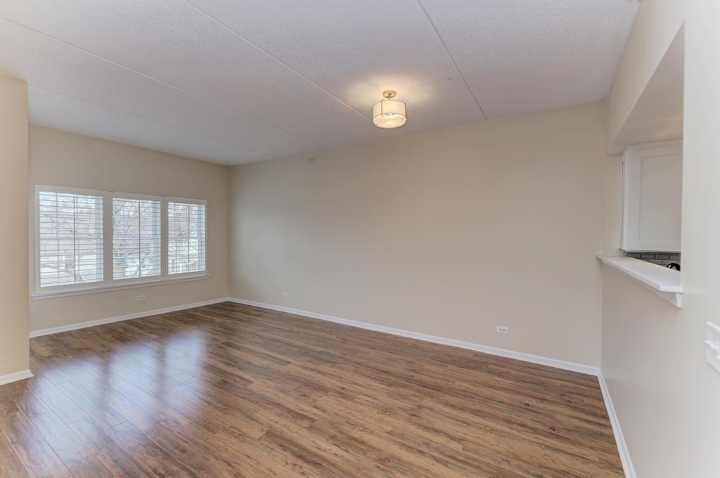 111 N Larch Avenue Unit: 306