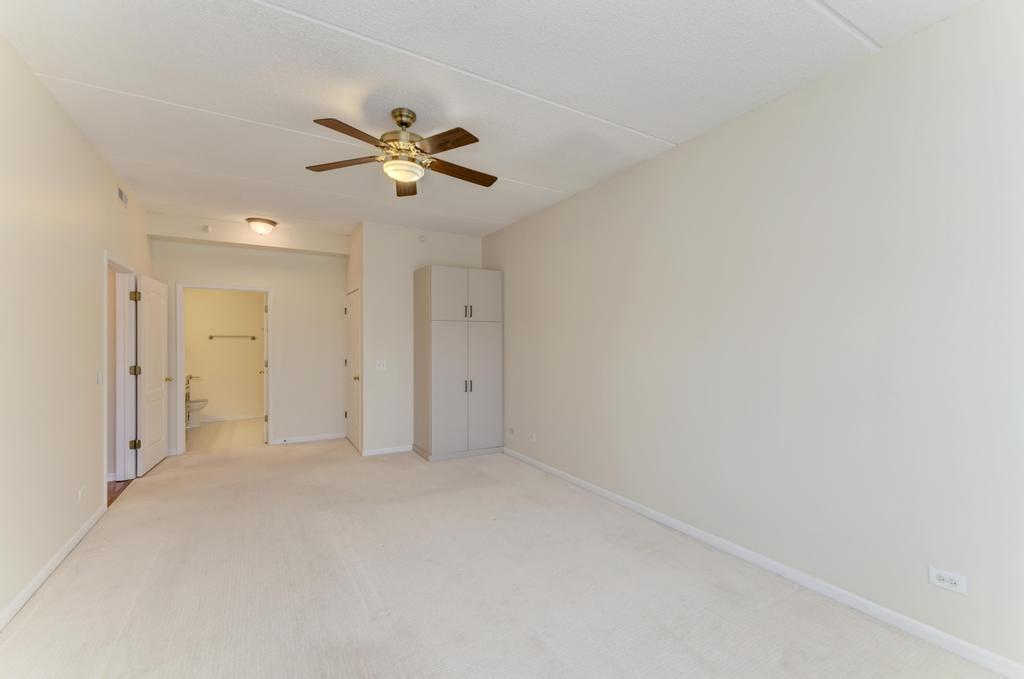 111 N Larch Avenue Unit: 306