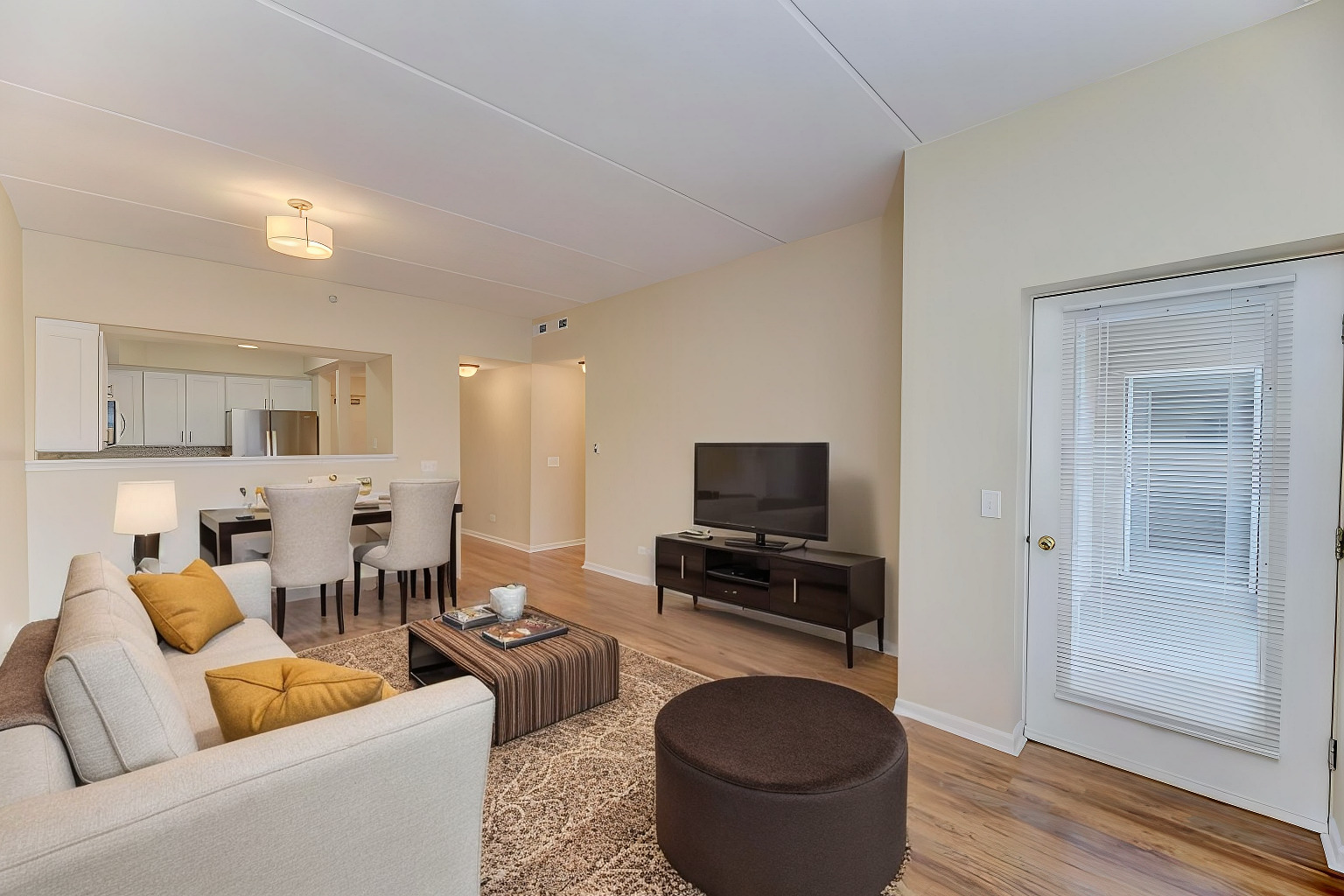 111 N Larch Avenue Unit: 306