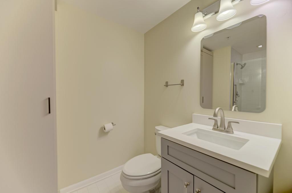 111 N Larch Avenue Unit: 306
