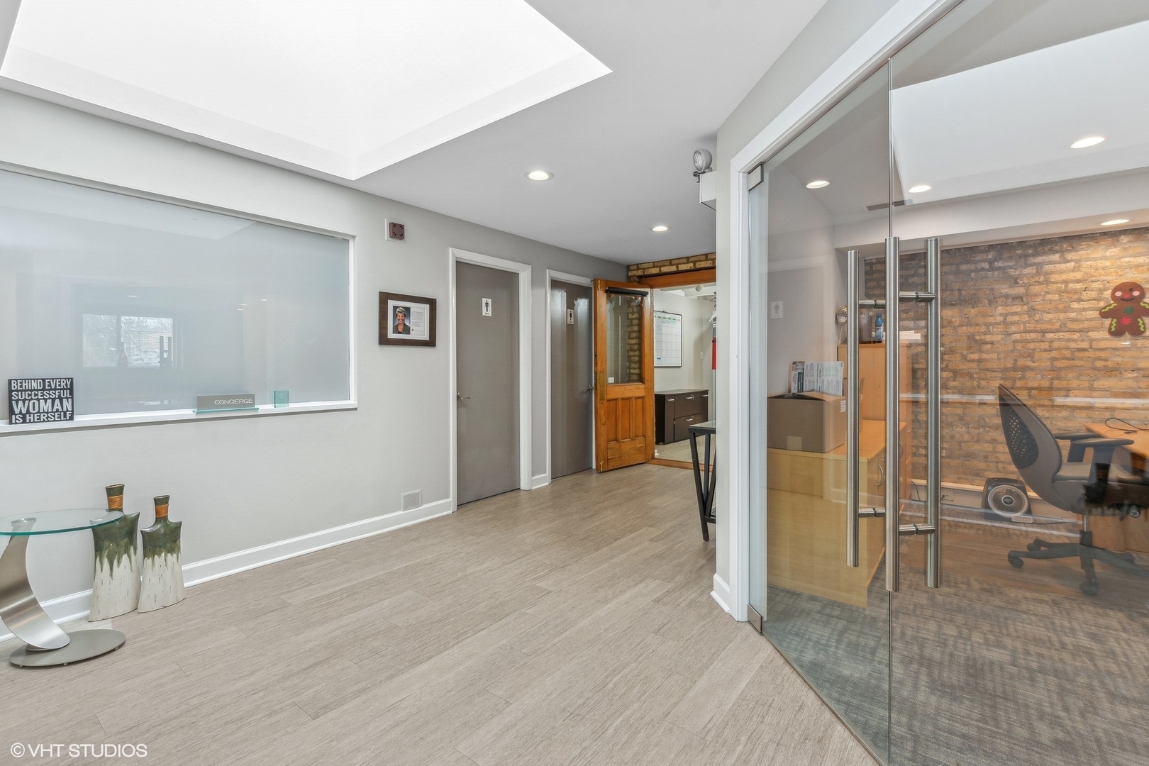 660 La Salle Place Unit: SPDC-VU1