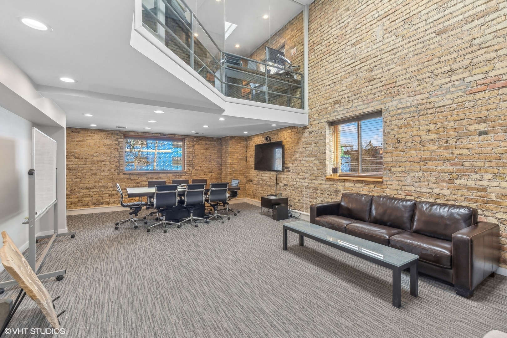 660 La Salle Place Unit: SPDC-VU1
