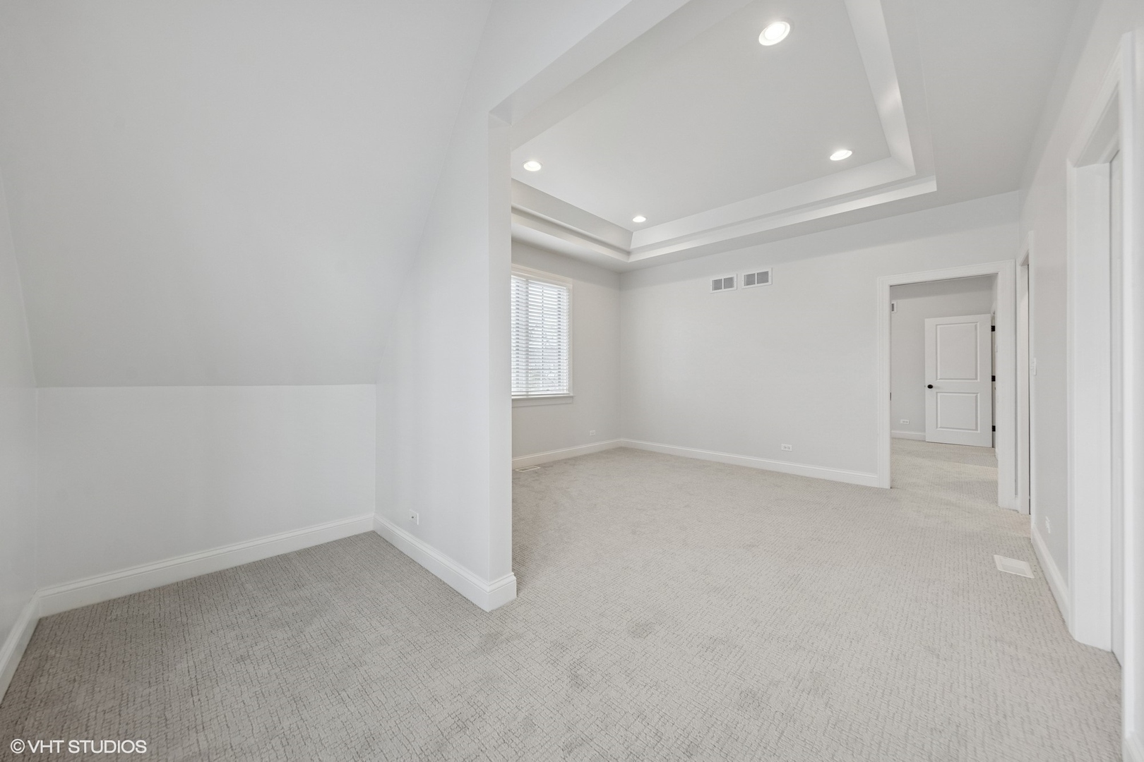 132 S Chandler Avenue