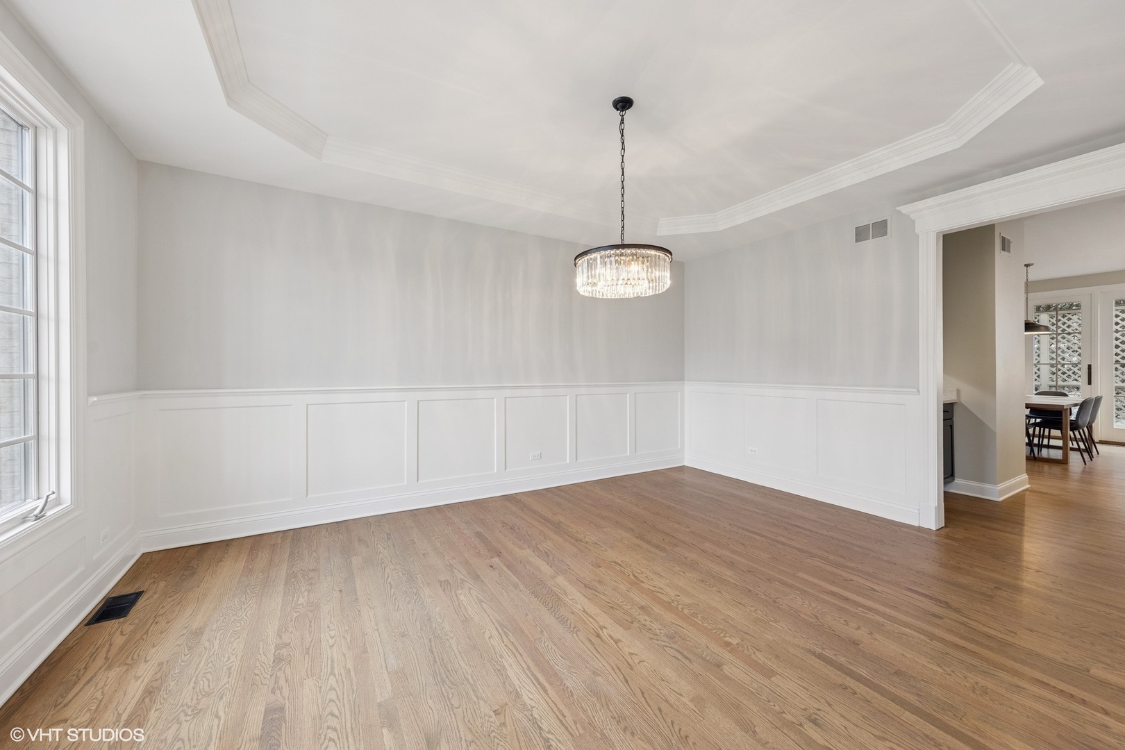 132 S Chandler Avenue