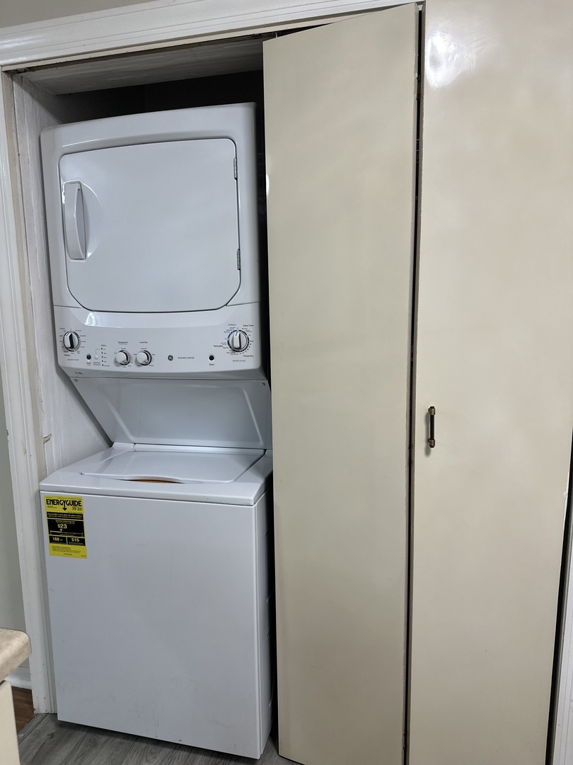 207 N Waters Edge Drive Unit: 101