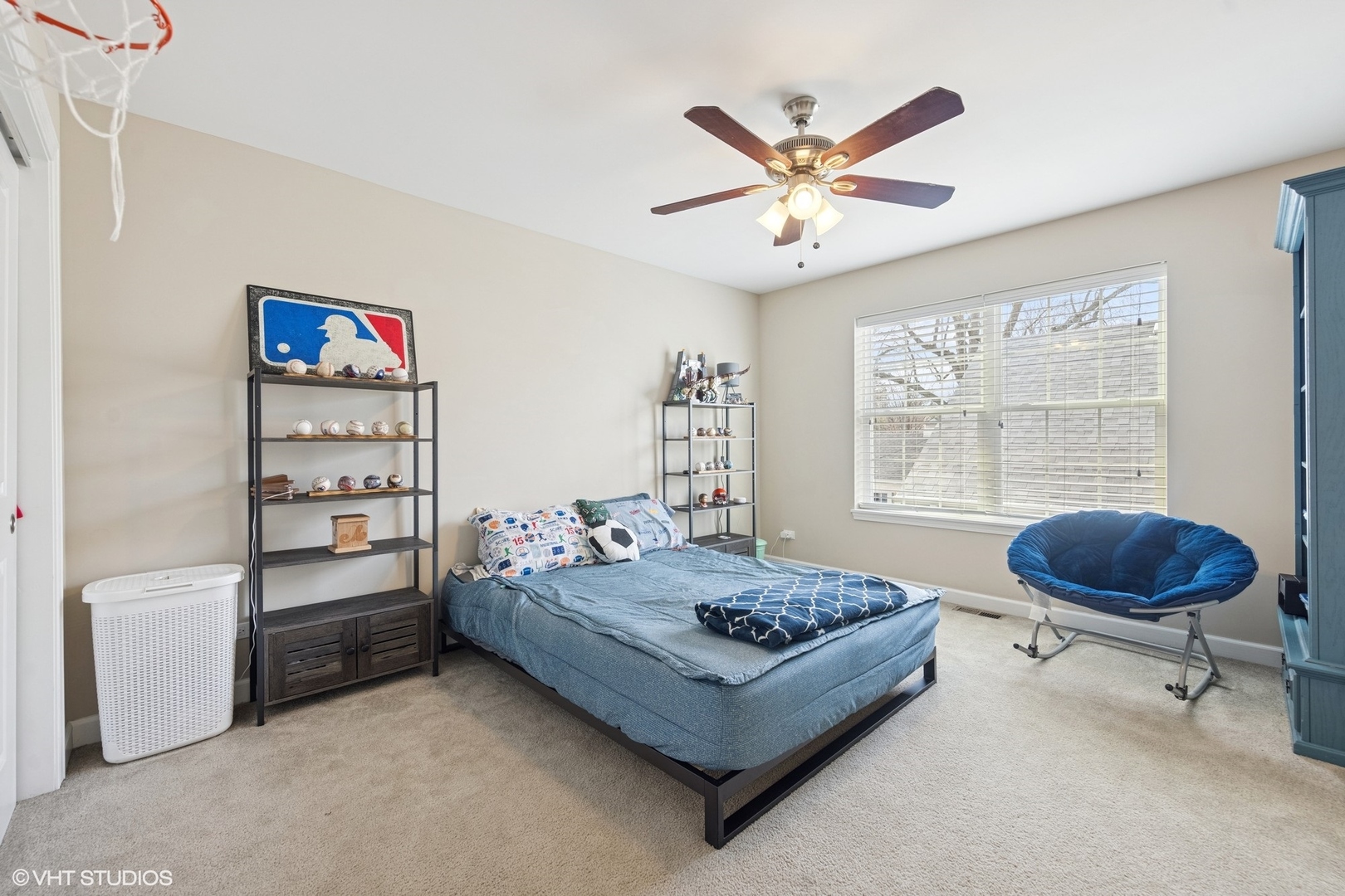 252 E 2nd Street
