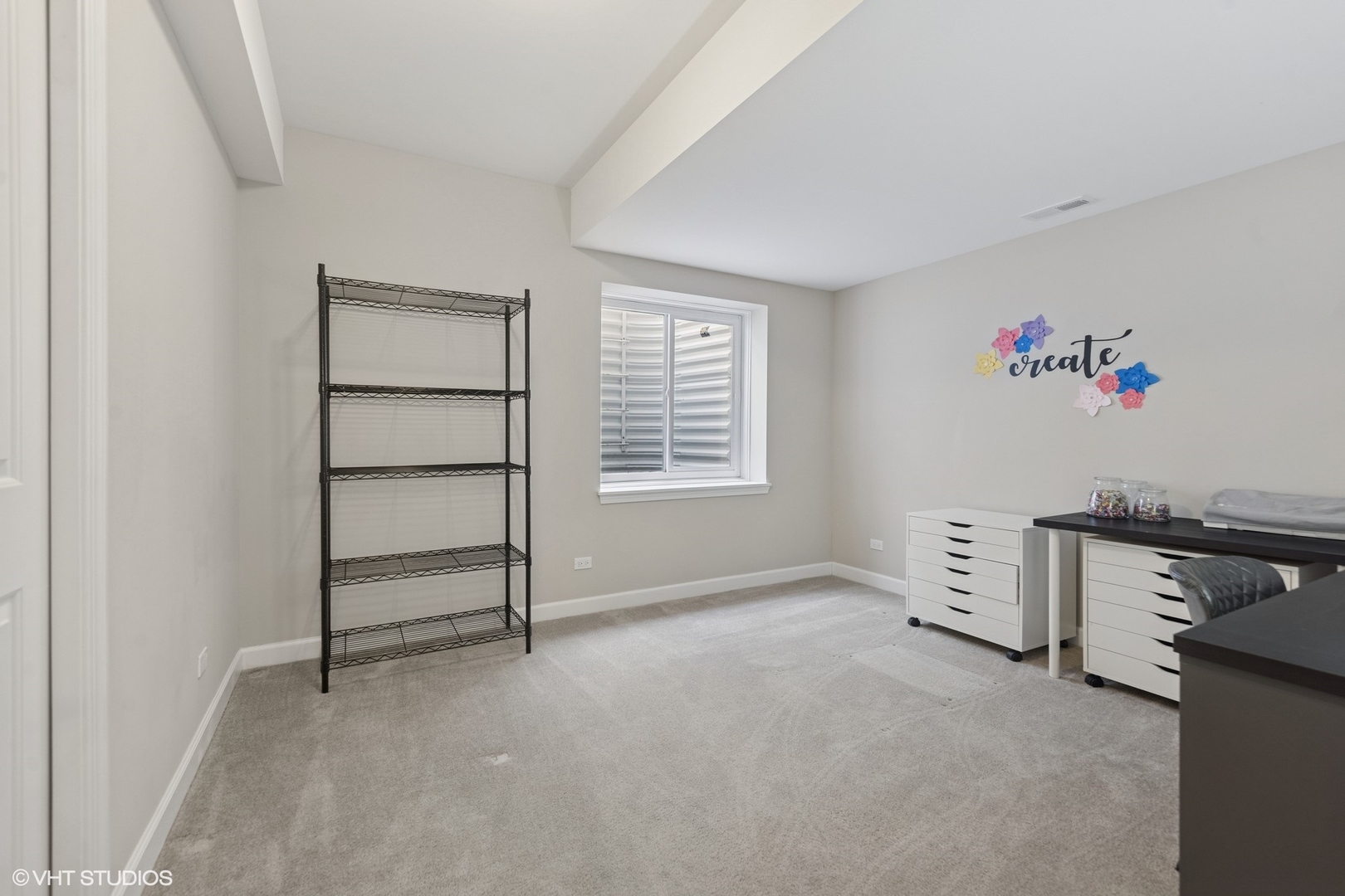 252 E 2nd Street