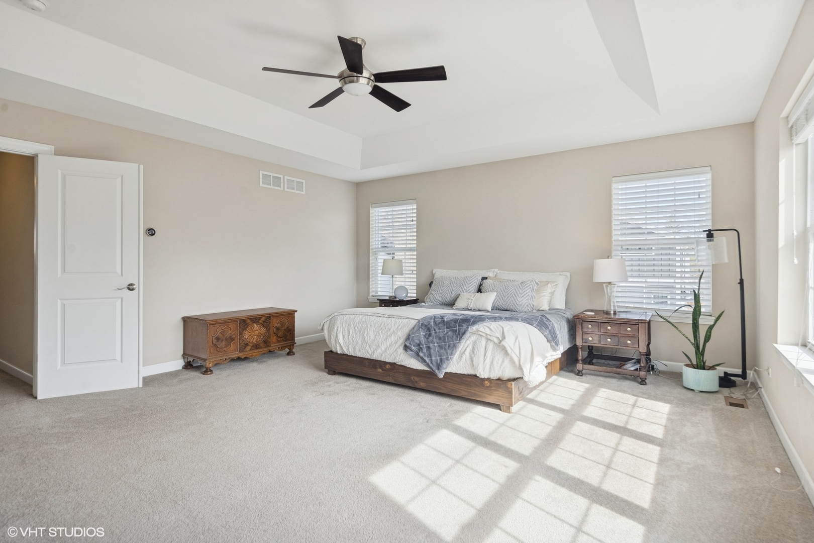 252 E 2nd Street