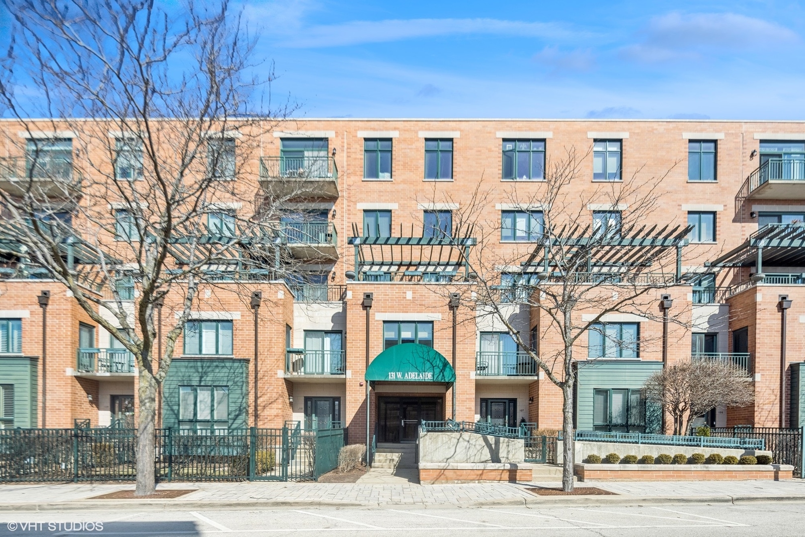 131 W ADELAIDE Street Unit: 311