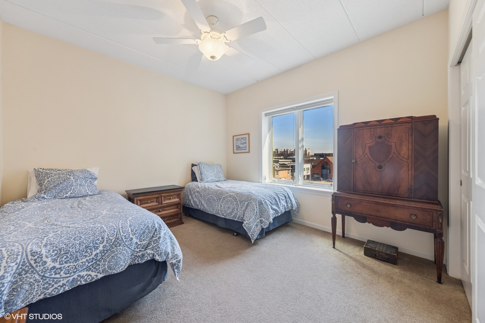 131 W ADELAIDE Street Unit: 311
