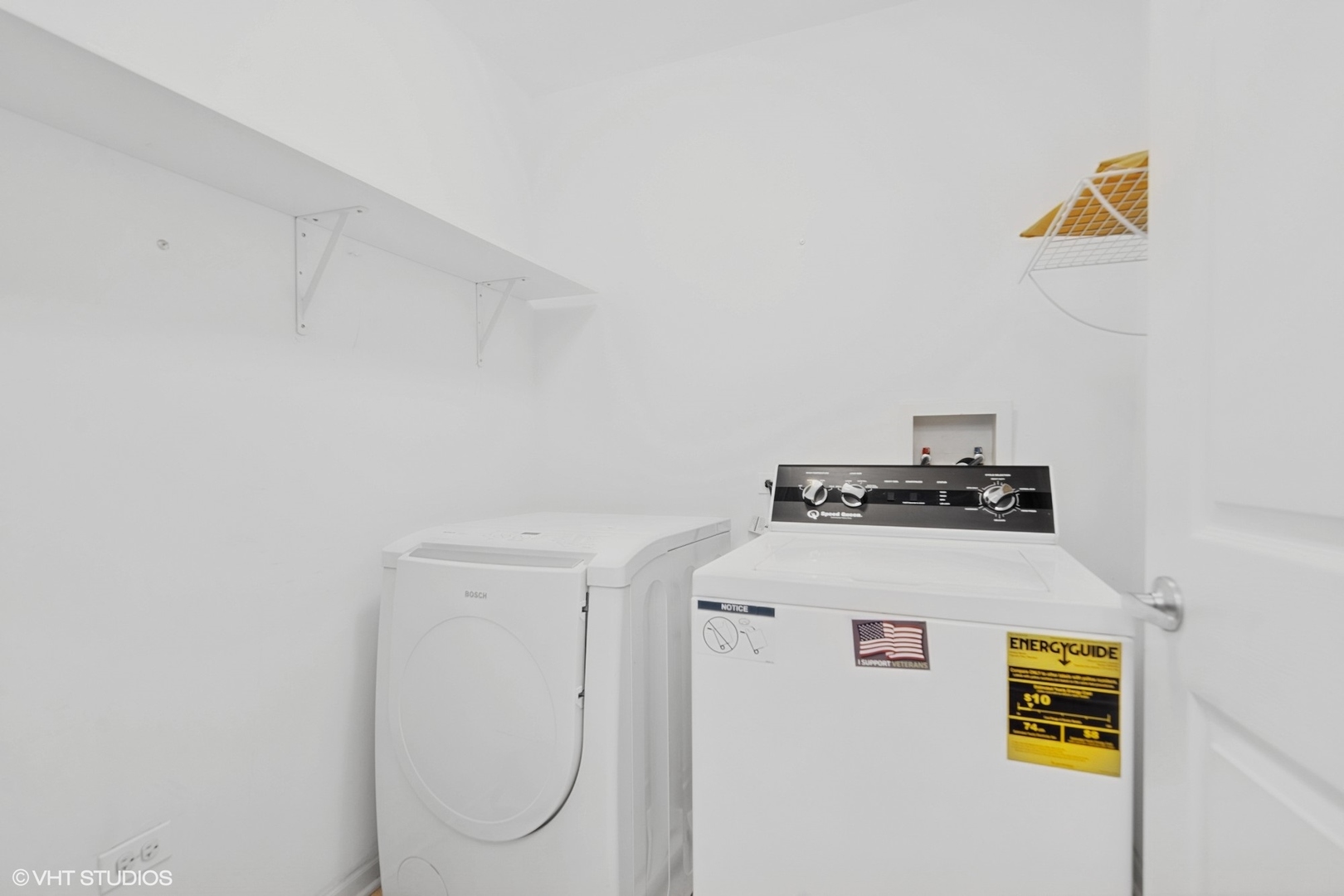 145 S York Street Unit: 518