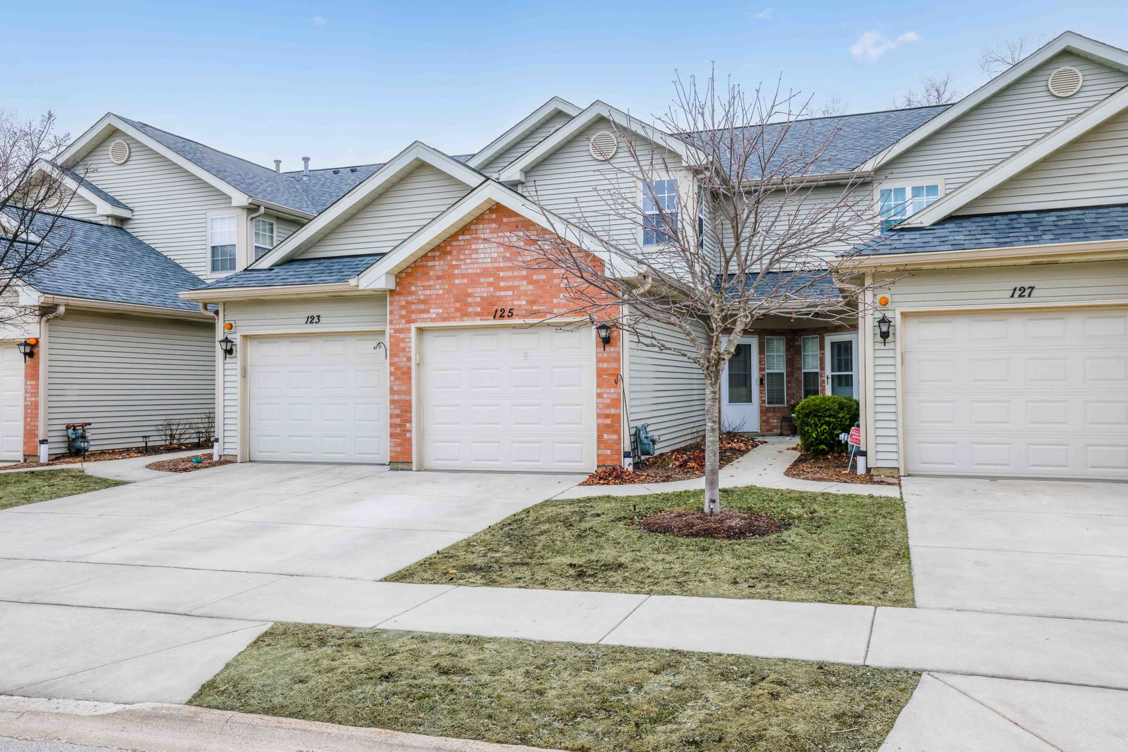 125 Golfview Drive