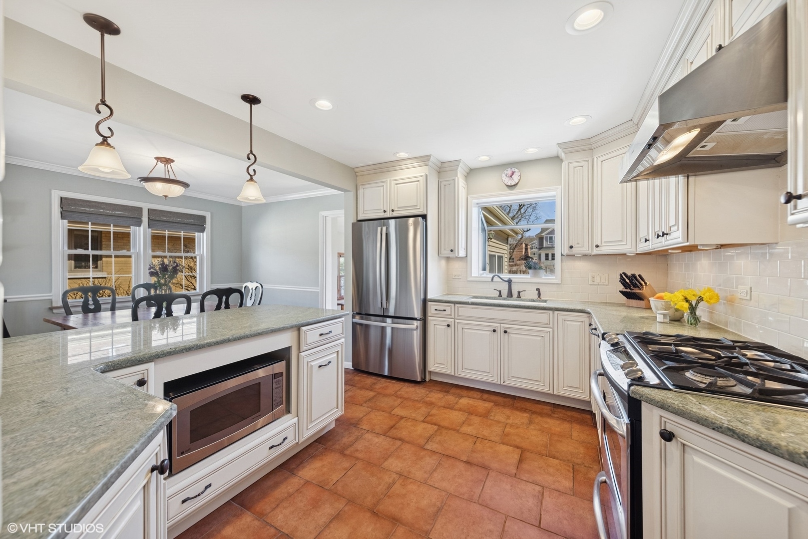 611 S Linden Avenue