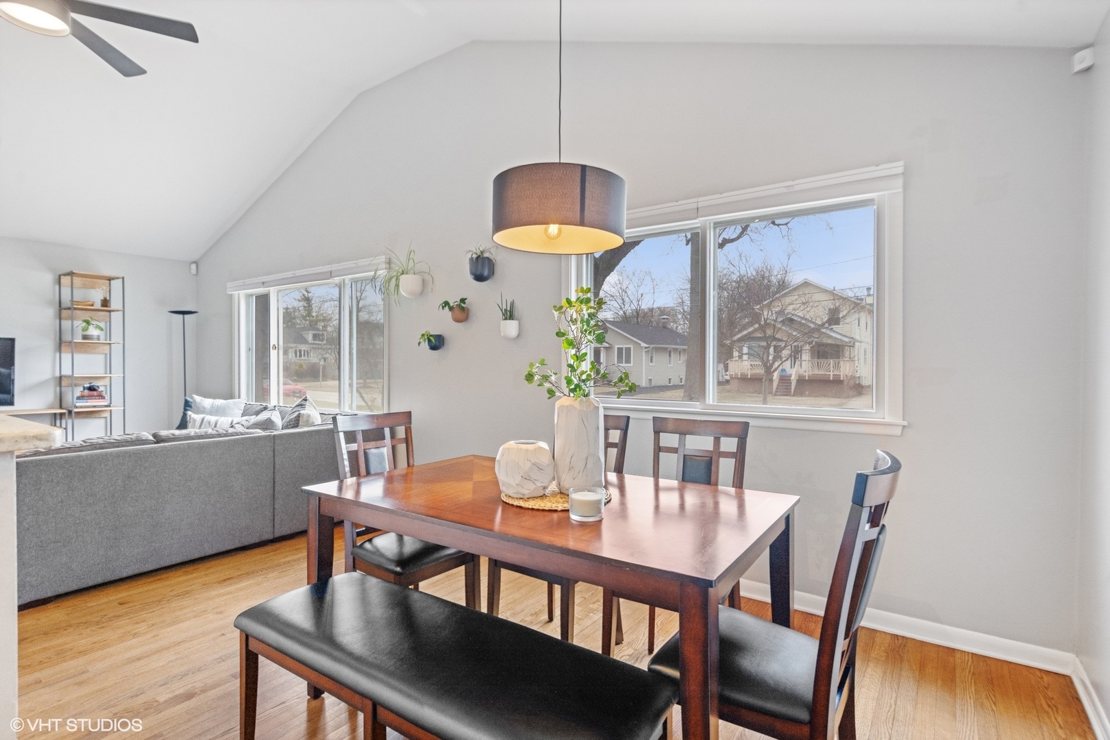 124 W Windsor Avenue