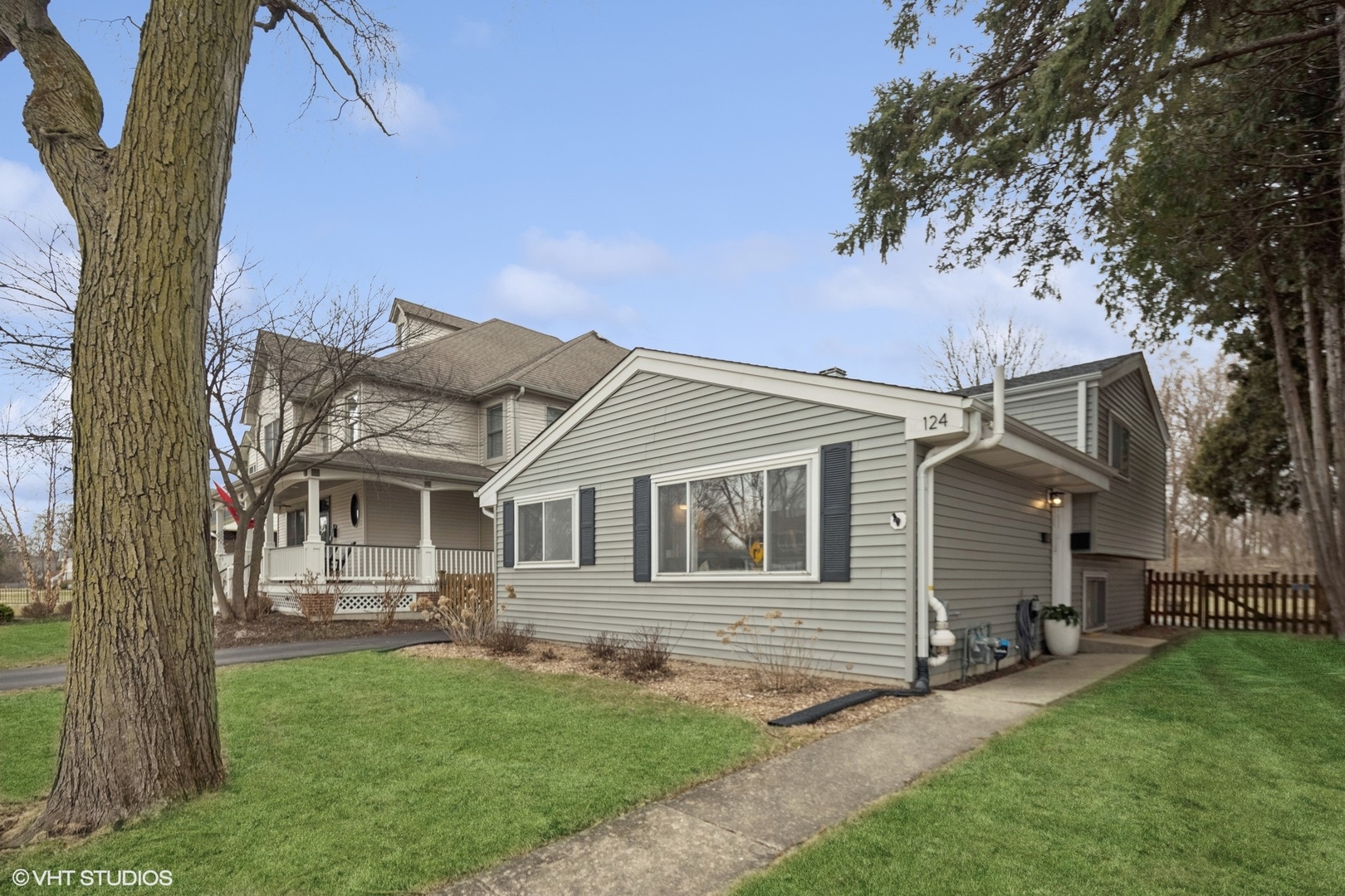 124 W Windsor Avenue