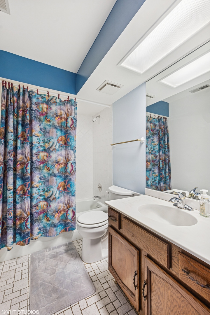 1S150 Spring Road Unit: 4I