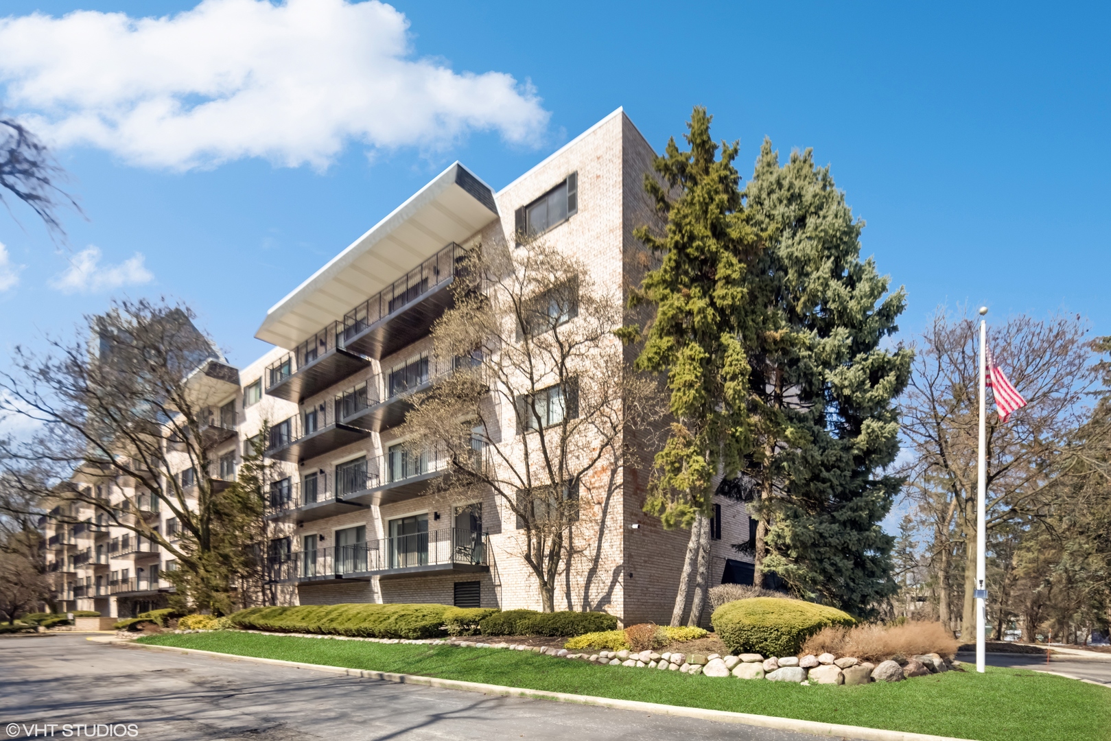 1S150 Spring Road Unit: 4I