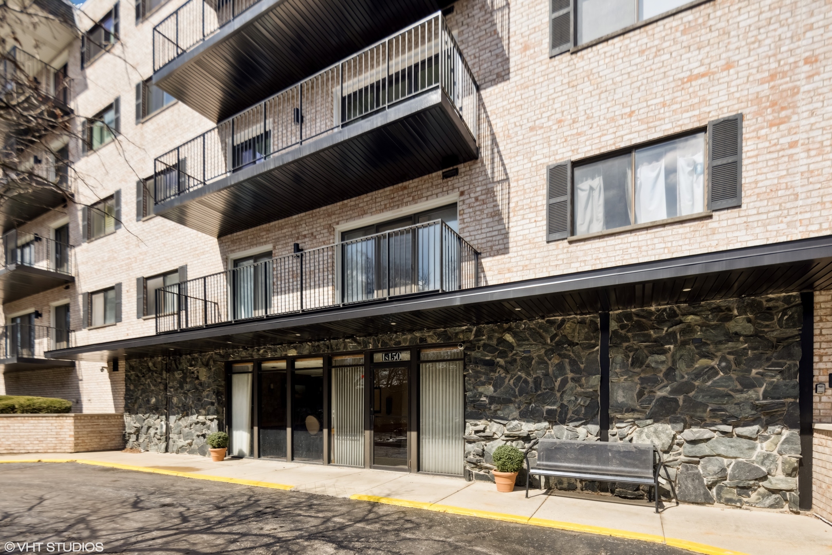 1S150 Spring Road Unit: 4I