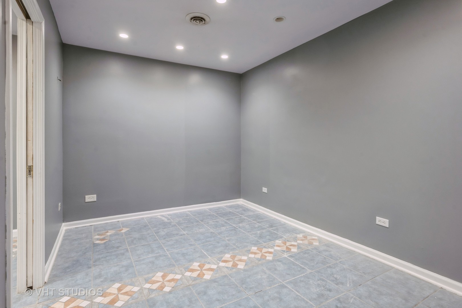 1625 W North Avenue Unit: C101