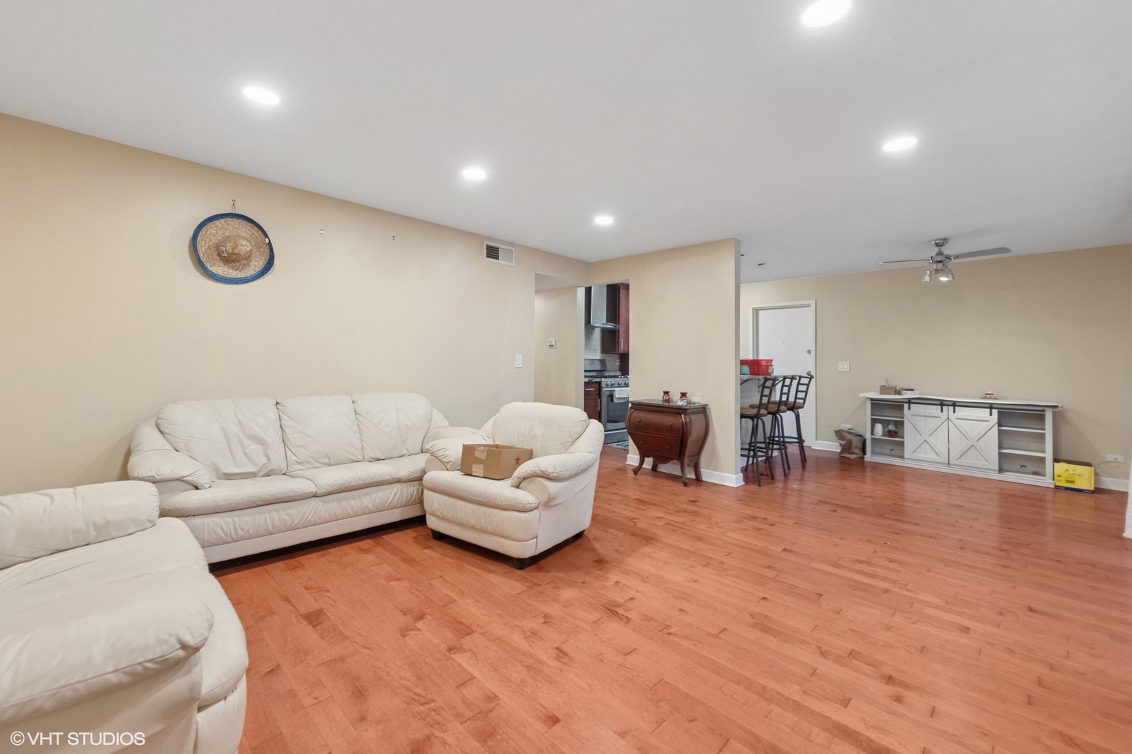111 E Janata Boulevard Unit: 3B