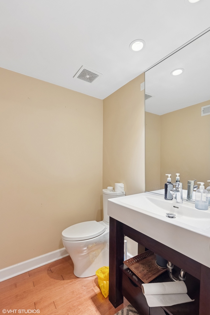 111 E Janata Boulevard Unit: 3B