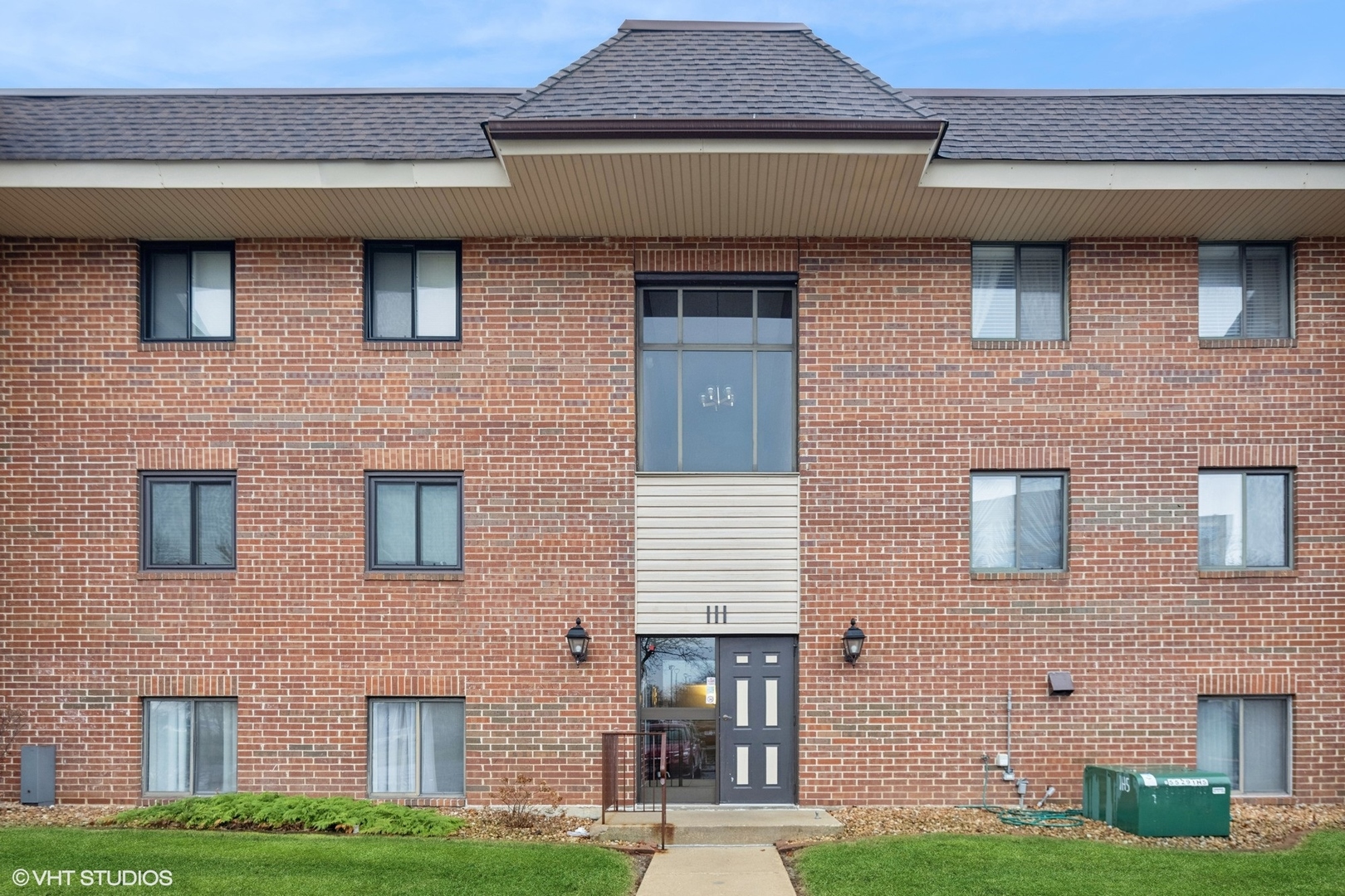 111 E Janata Boulevard Unit: 3B