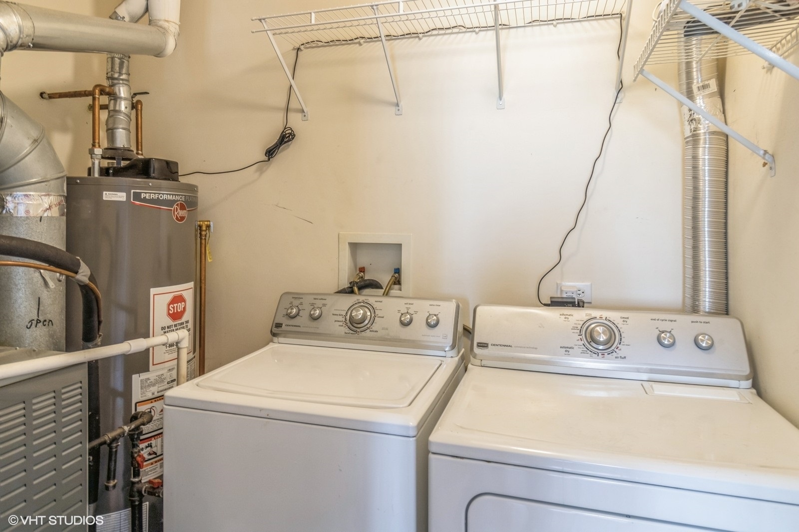 954 Tanager Court