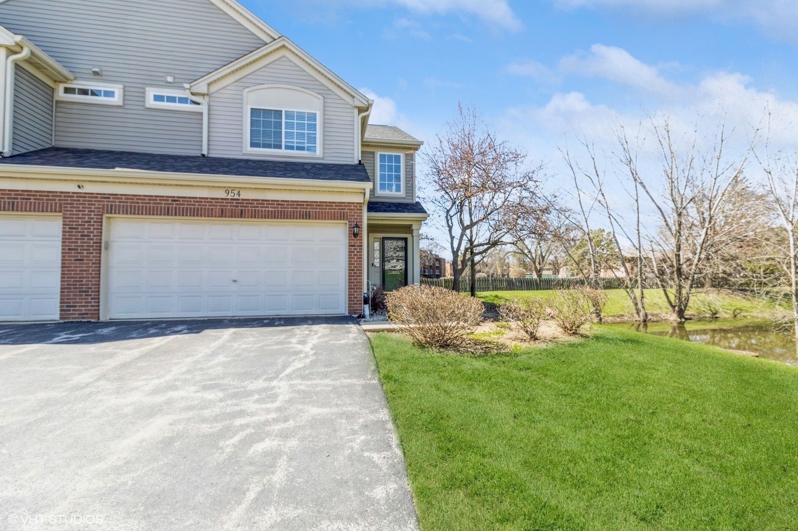 954 Tanager Court