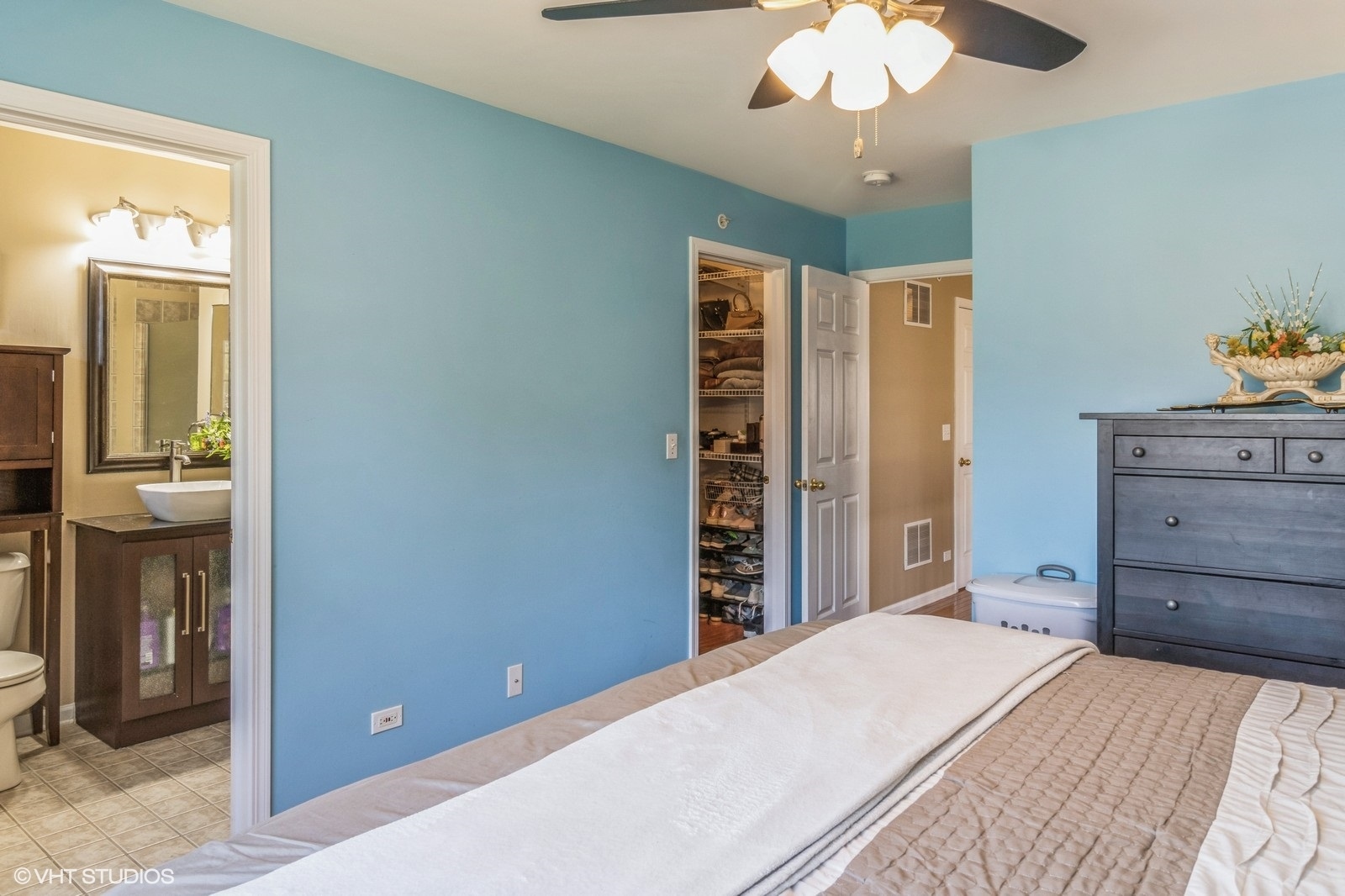 954 Tanager Court