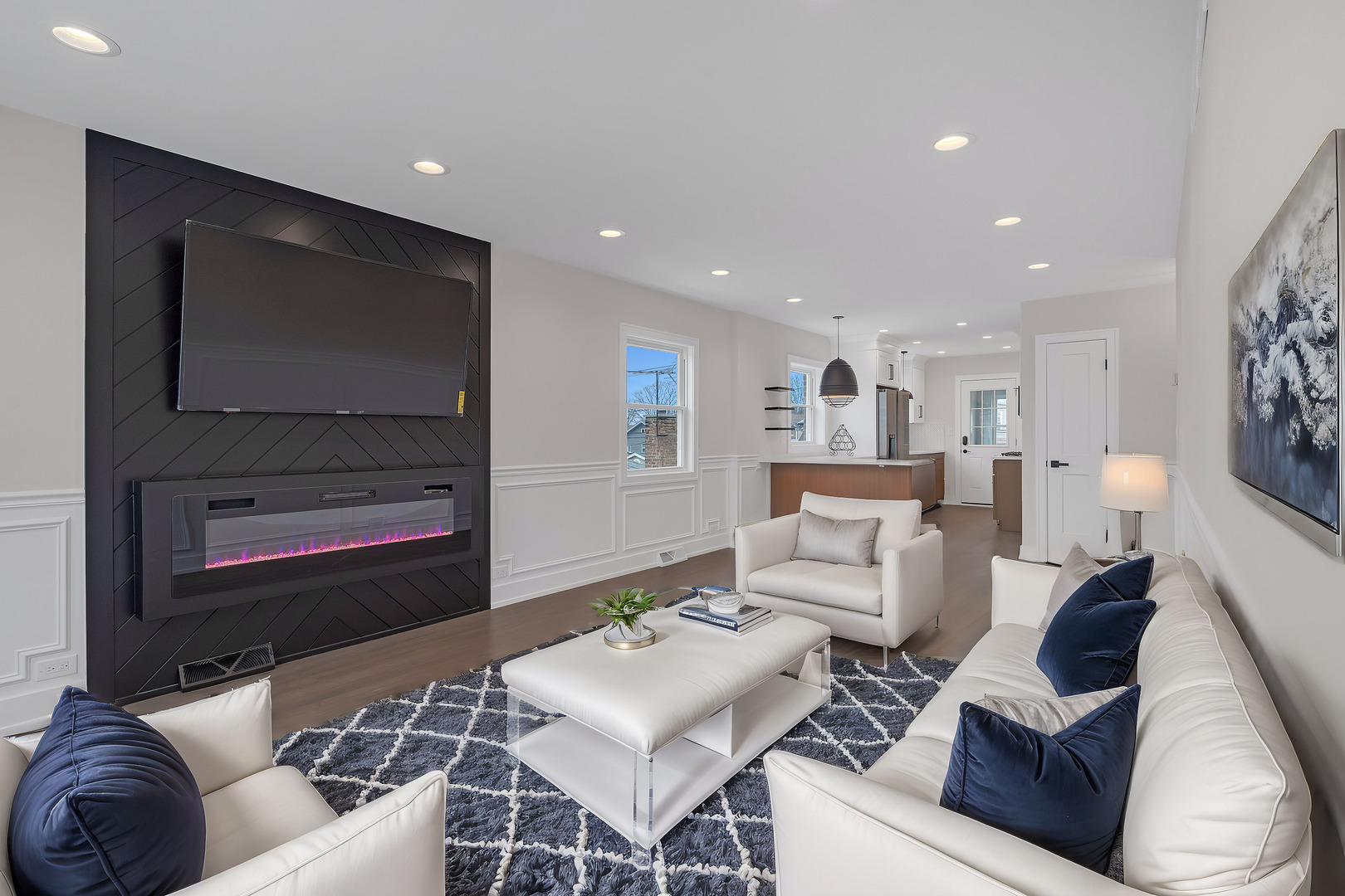 2919 N 74th Court