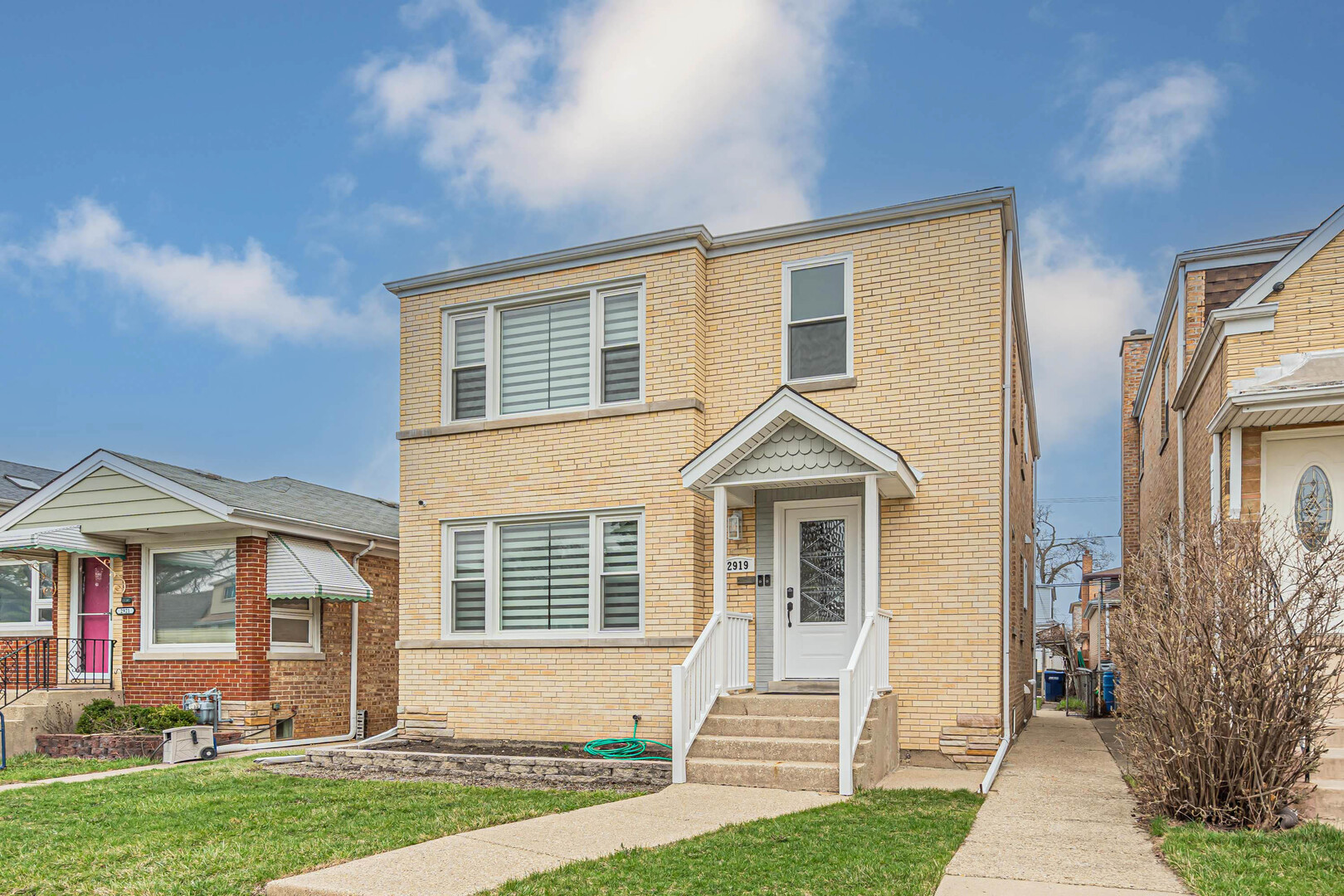 2919 N 74th Court