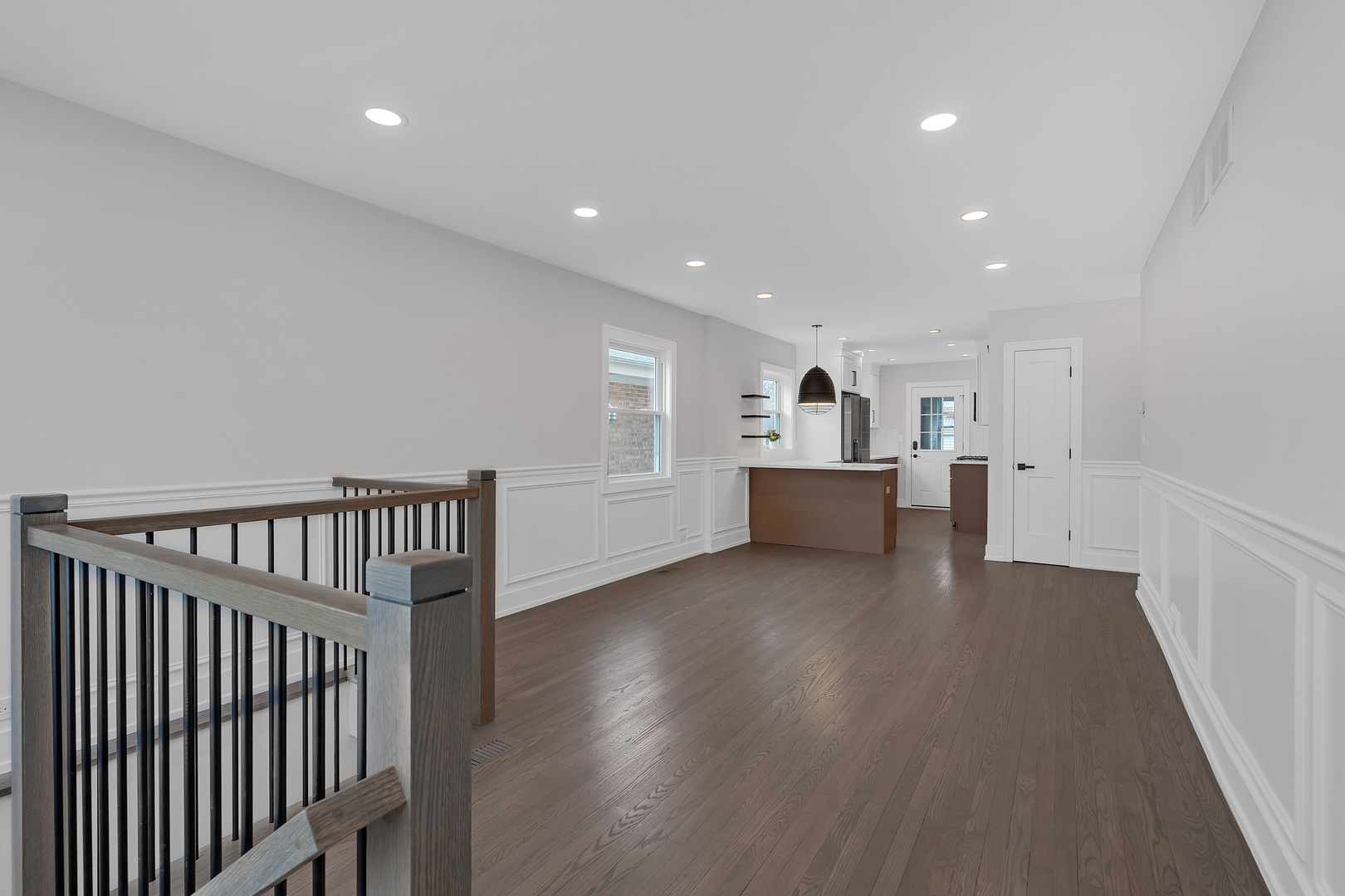 2919 N 74th Court