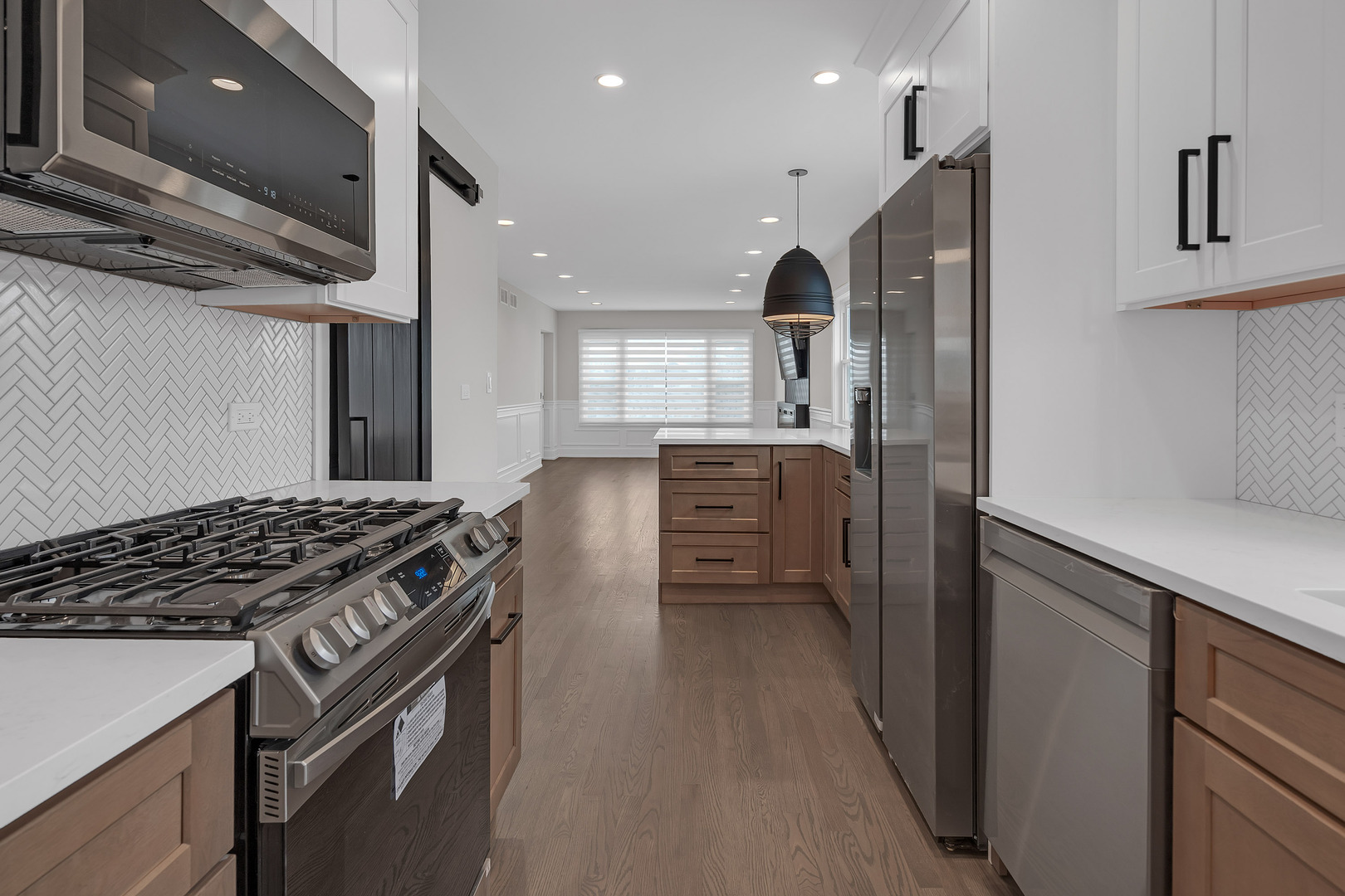 2919 N 74th Court