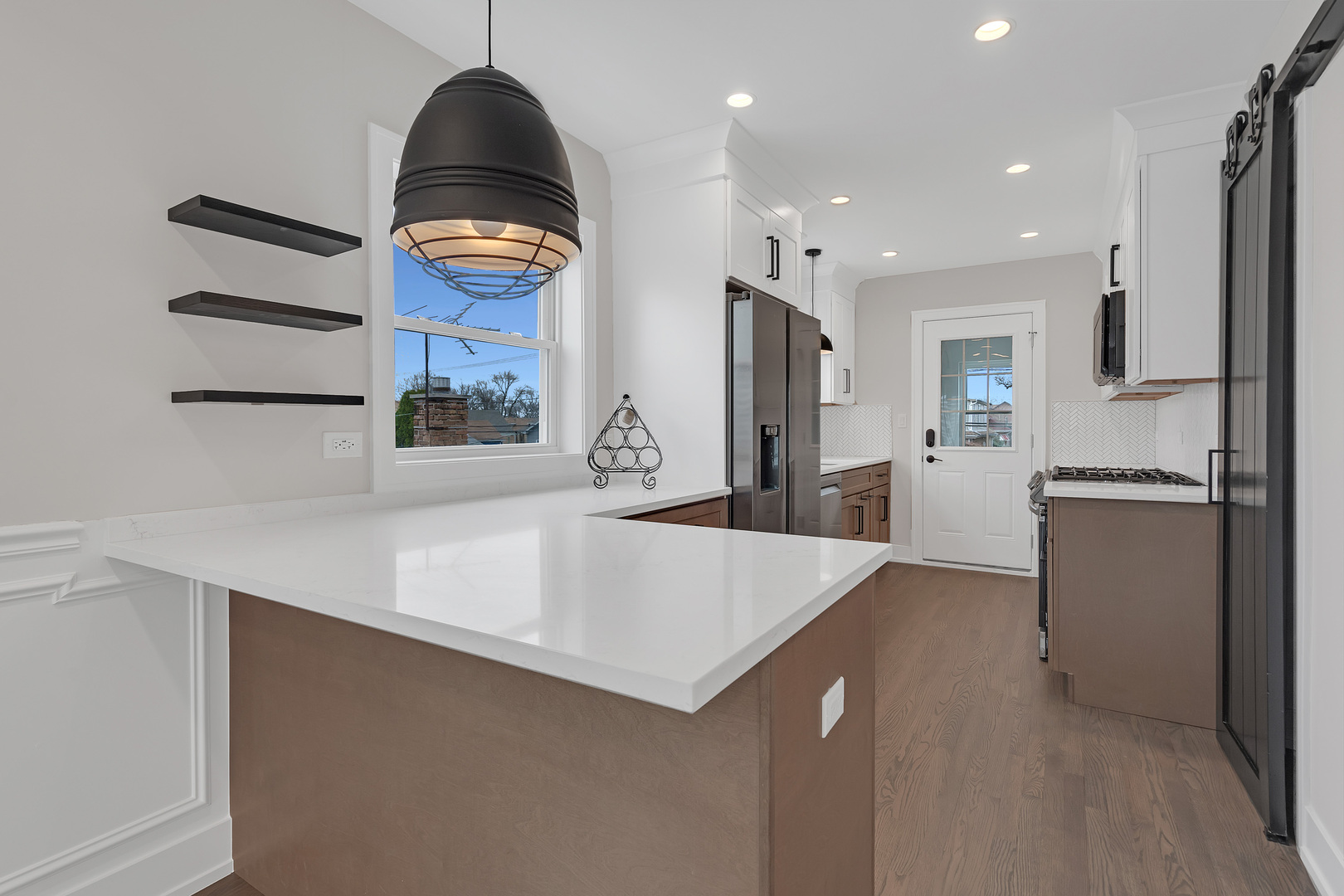 2919 N 74th Court
