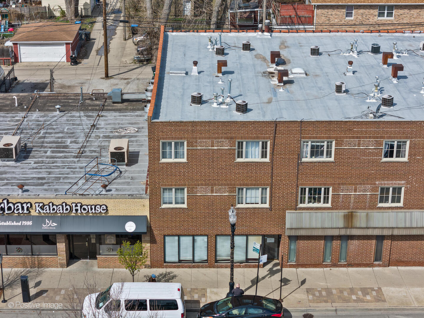 3008 W Devon Street