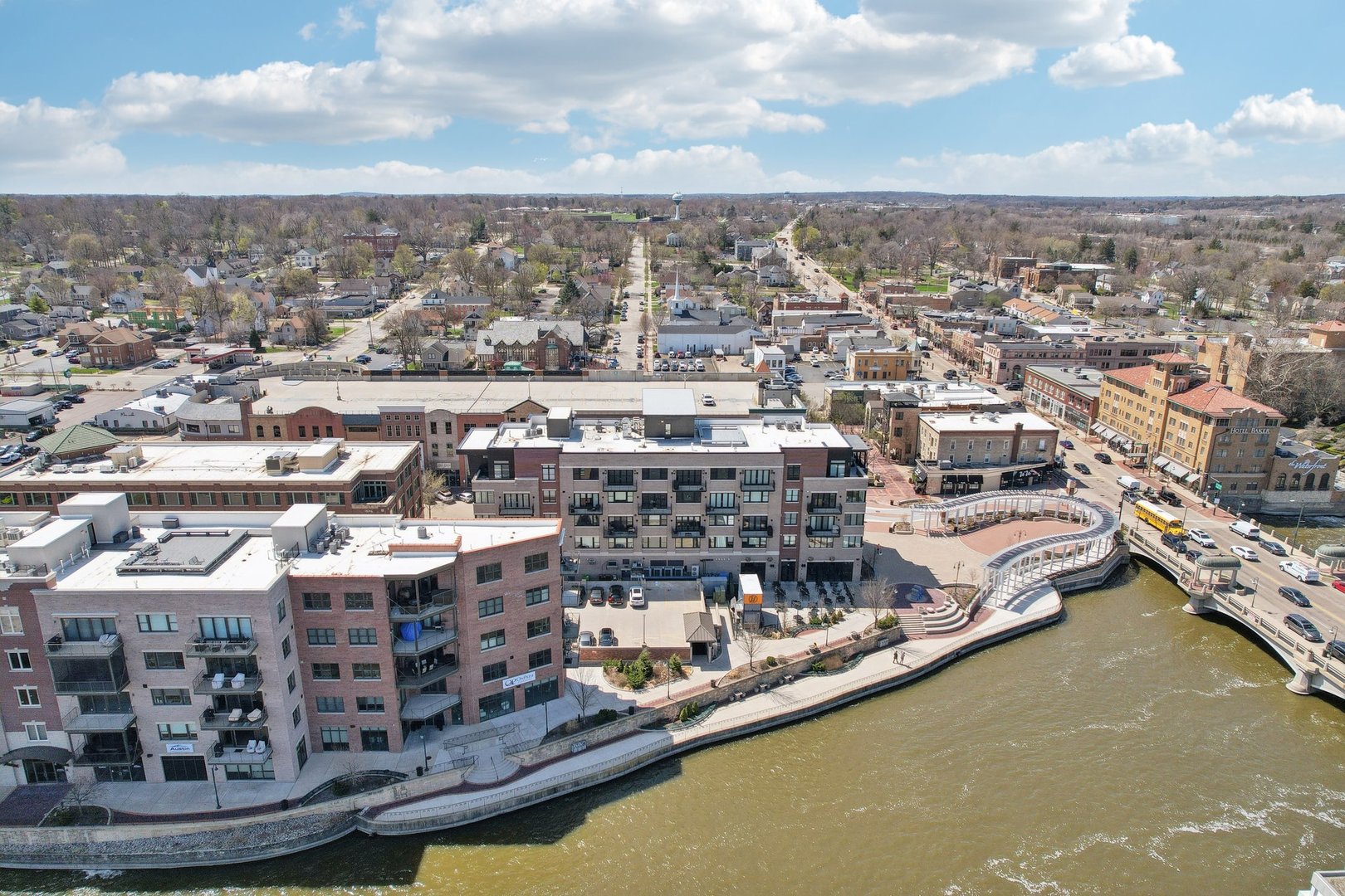 50 S 1st Street Unit: 5D
